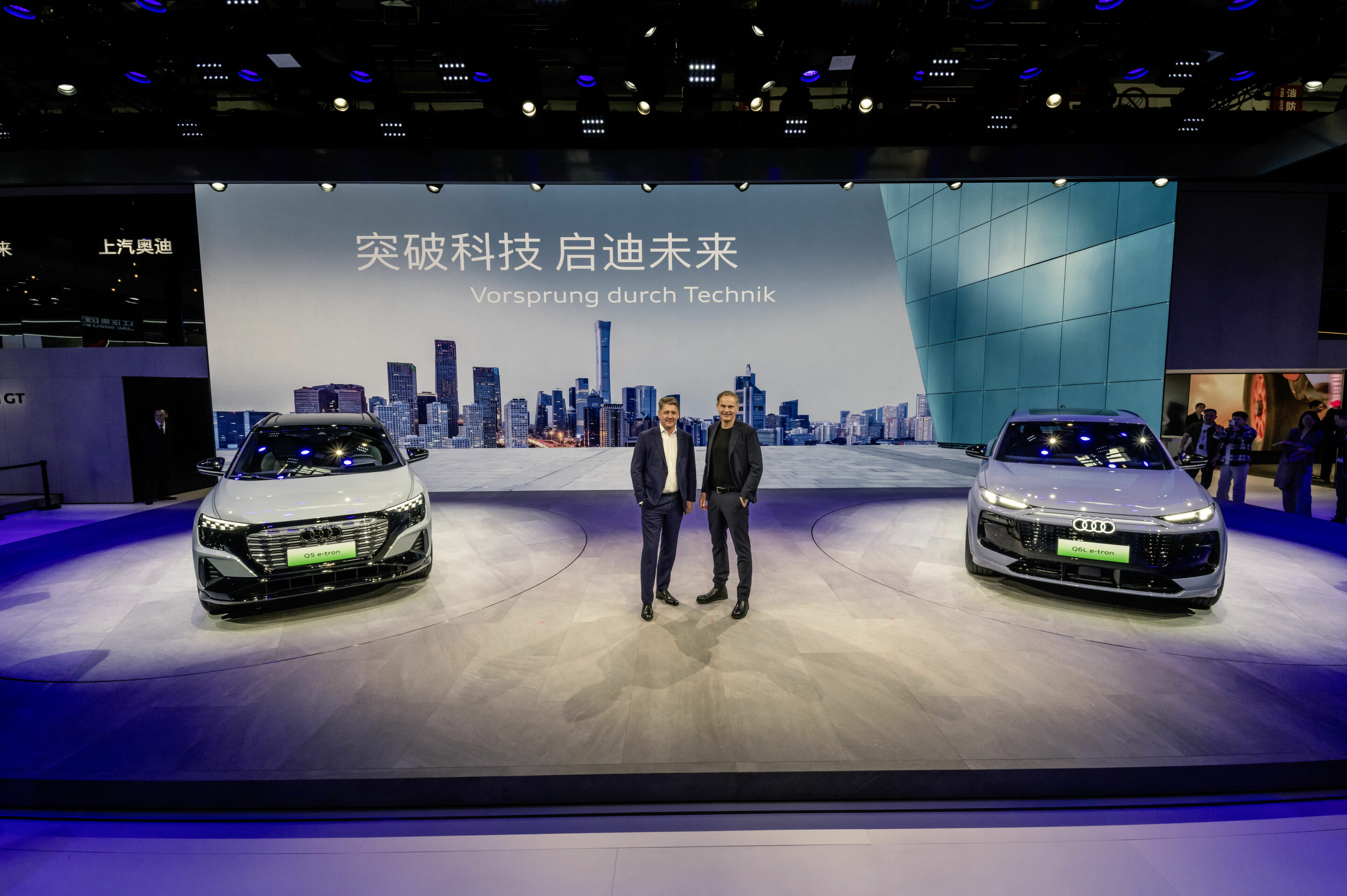 Audi at Auto China 2024 - At Auto China Audi showcases its strategy and all-electric portfolio for the world’s largest automotive market: Audi CEO Gernot Döllner (left) and Volkswagen CEO Oliver Blume