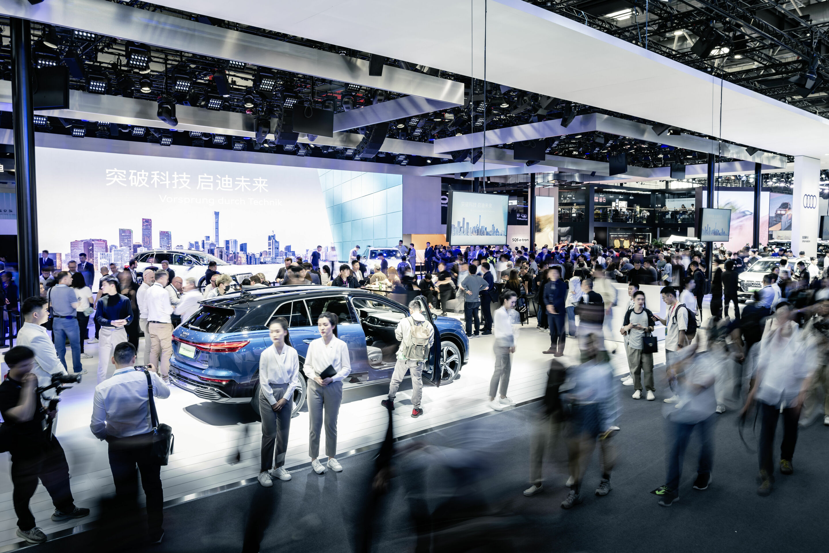 Audi auf der Auto China 2024 - Auf der Auto China präsentiert Audi seine Strategie und sein rein elektrisches Portfolio für den größten Automobilmarkt der Welt.