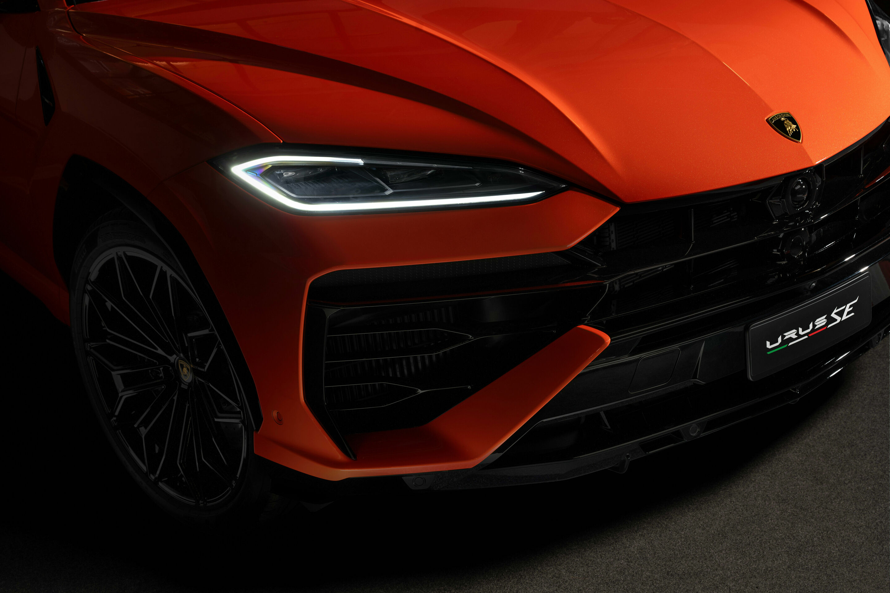 Lamborghini Urus SE Makes World Premiere at Auto China Beijing 2024 - Lamborghini Urus SE