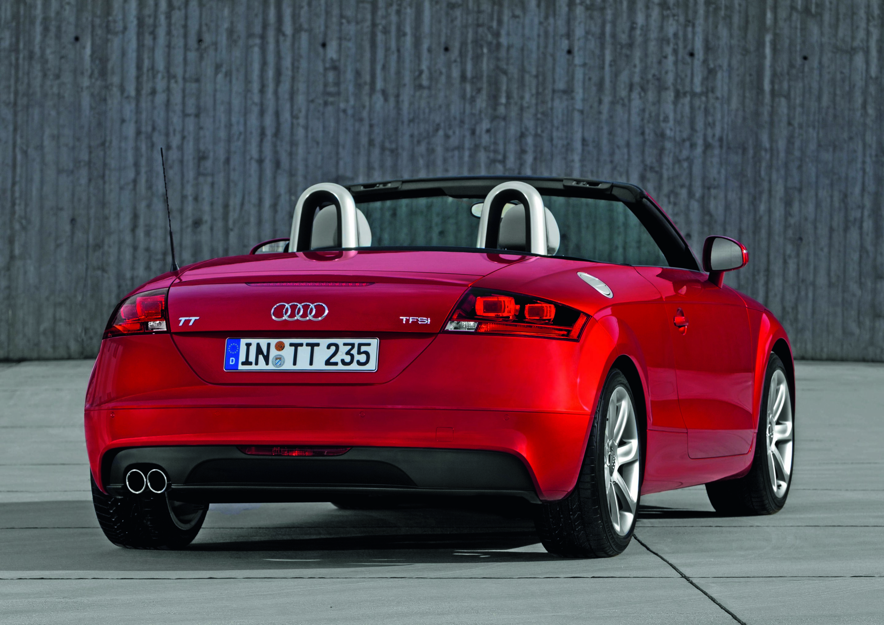 Audi TT Roadster - Farbe: Vulkanrot