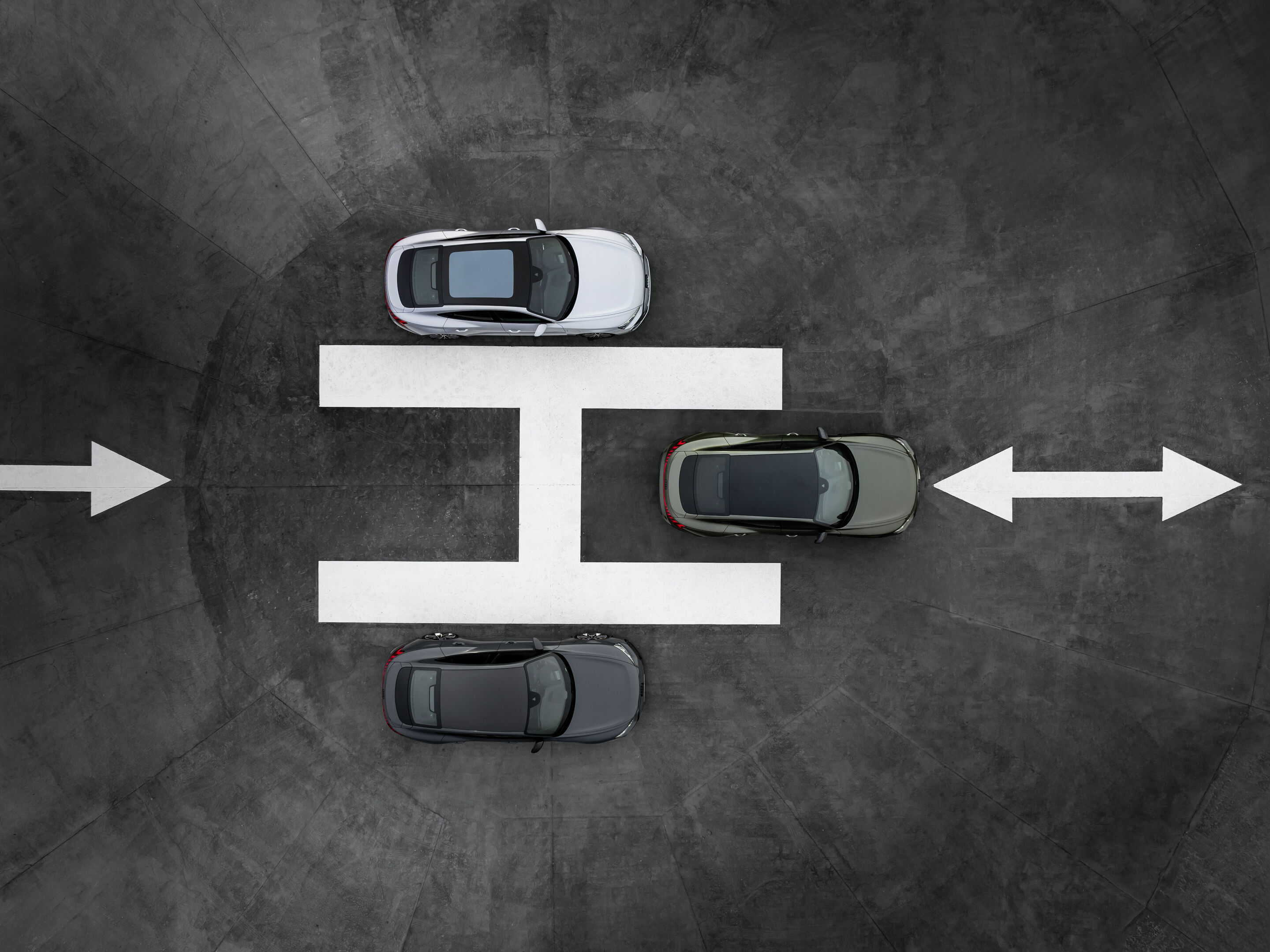The new Audi e-tron GT model family - Static photo,
Audi S e-tron GT, Colour: Florett silver metallic; Audi RS e-tron GT, Colour: Nimbus grey perl effect; Audi RS e-tron GT performance, Colour: Bedford green metallic