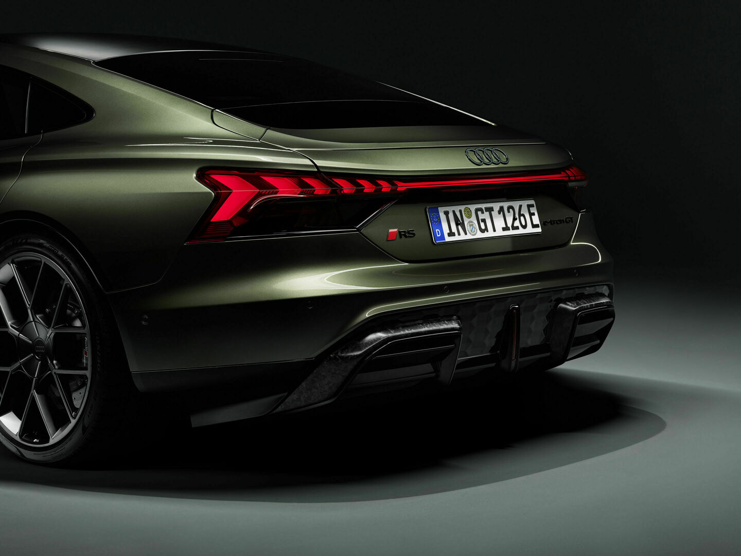 Audi RS e-tron GT performance, Detail,
color: Bedford green metallic