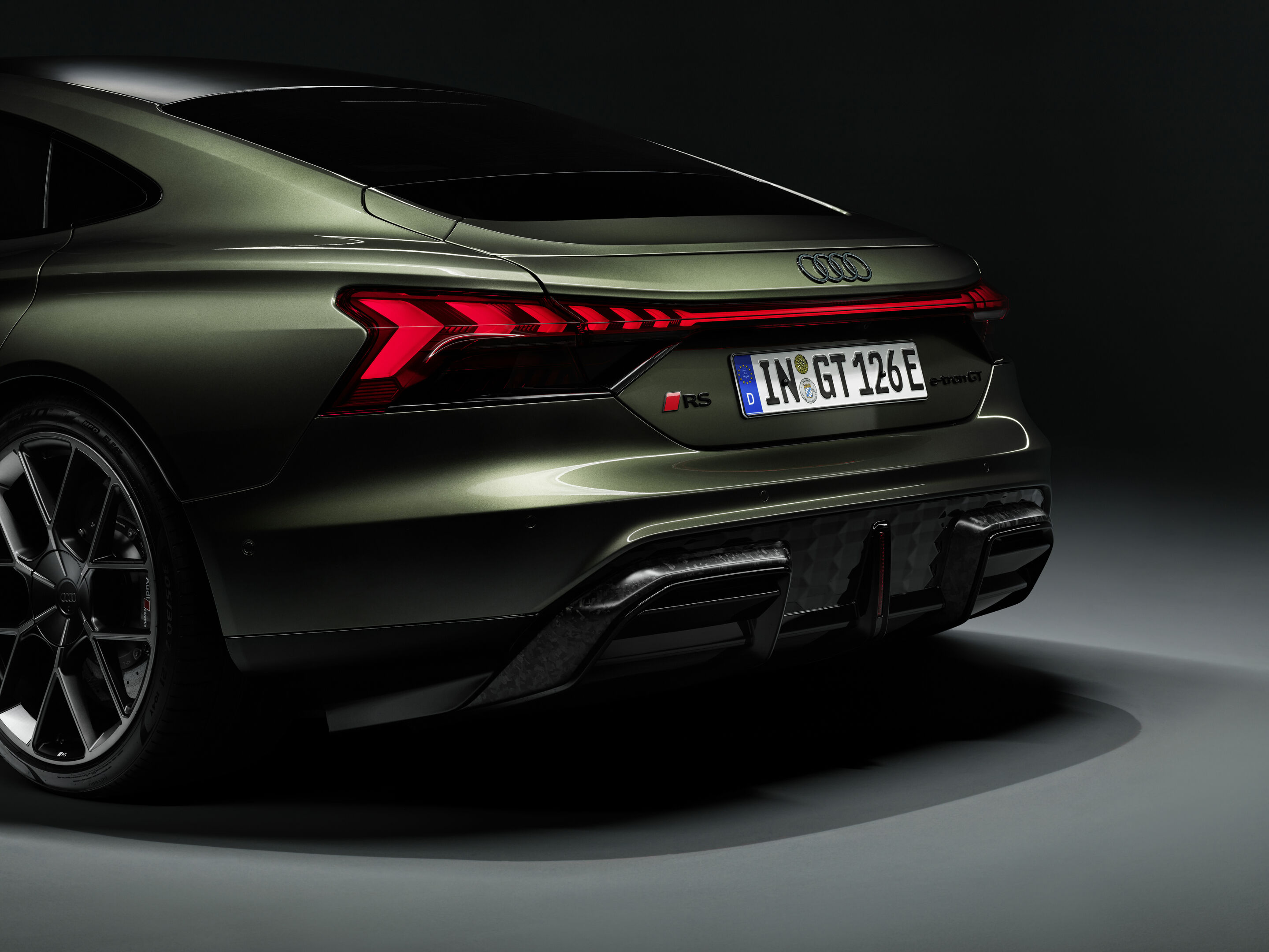 Audi RS e-tron GT performance - Detail,
Colour: Bedford green metallic