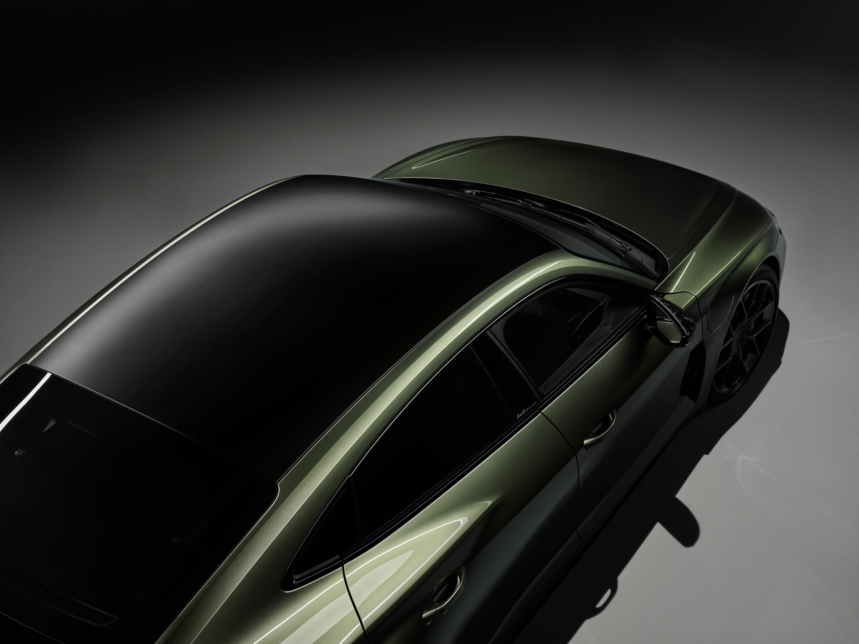 Audi RS e-tron GT performance - Detail,
Farbe: Bedfordgrün Metallic