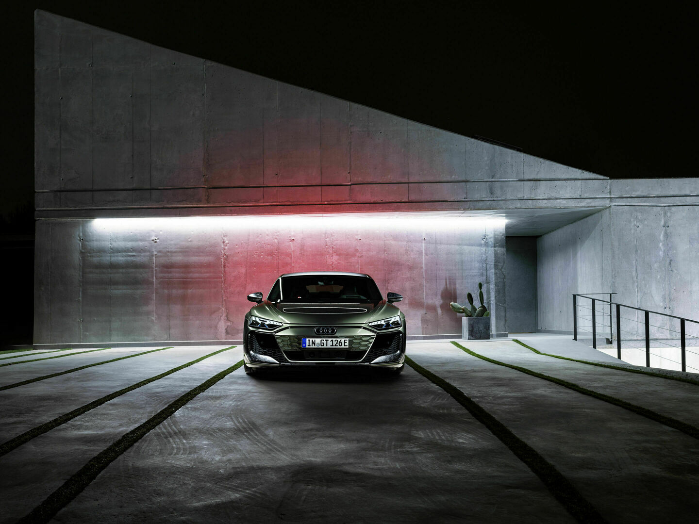 Audi RS e-tron GT performance, Static photo,
color: Bedford green metallic