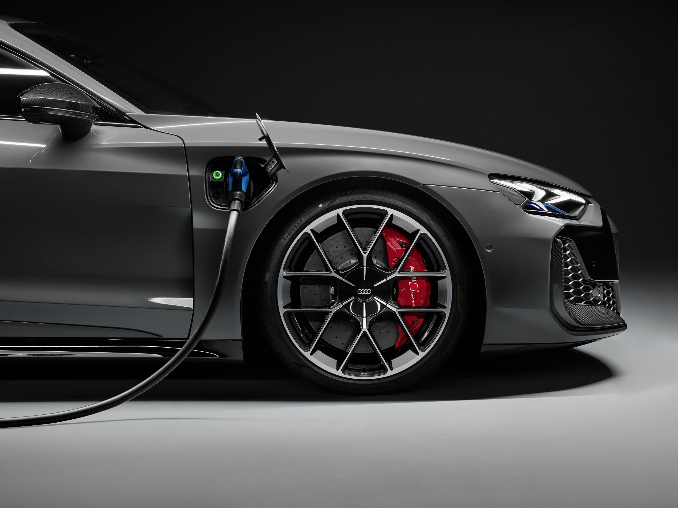 Audi RS e-tron GT - Detail,
Colour: Nimbus grey pearl effect