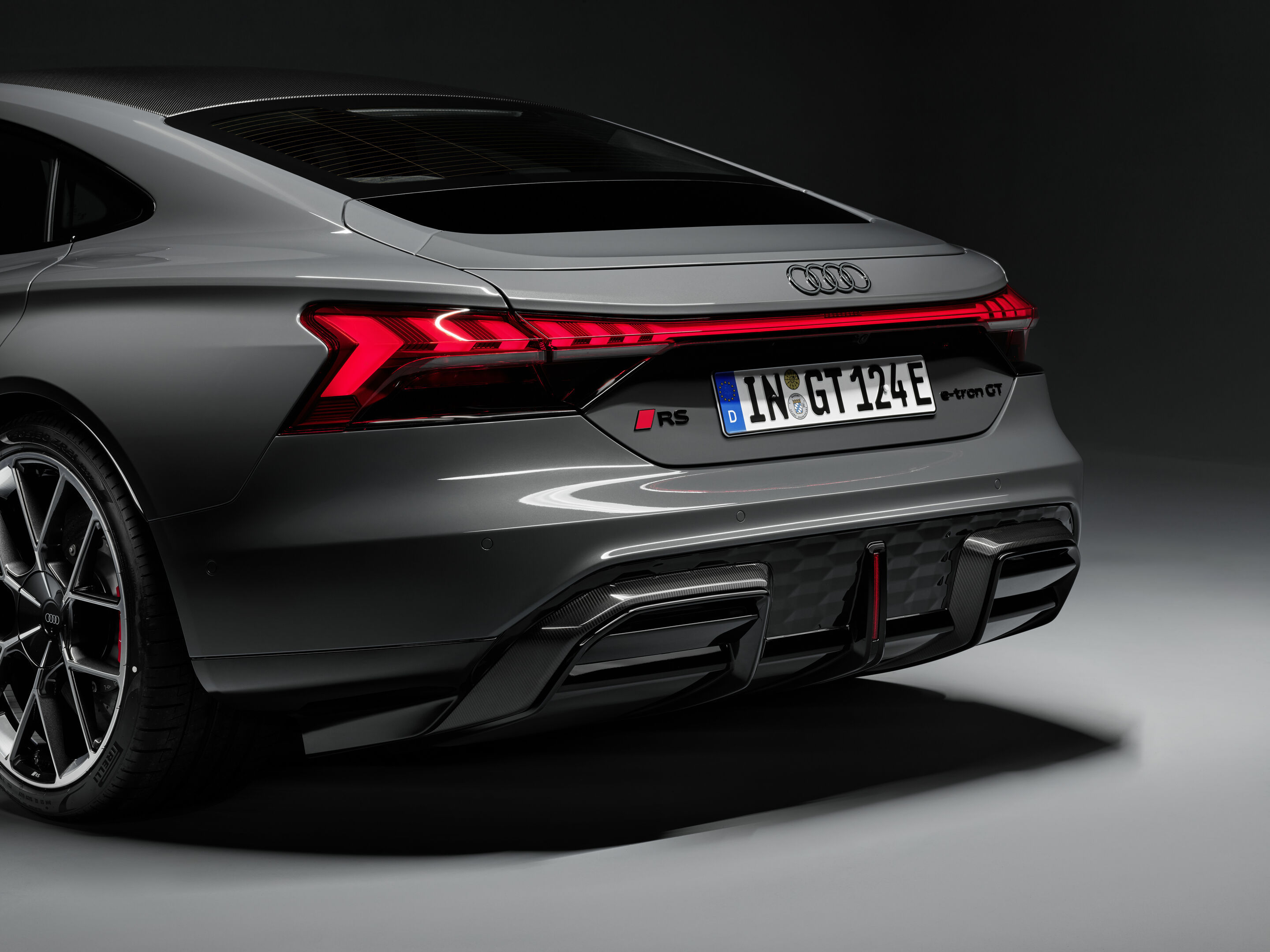 Audi RS e-tron GT - Detail,
Colour: Nimbus grey pearl effect