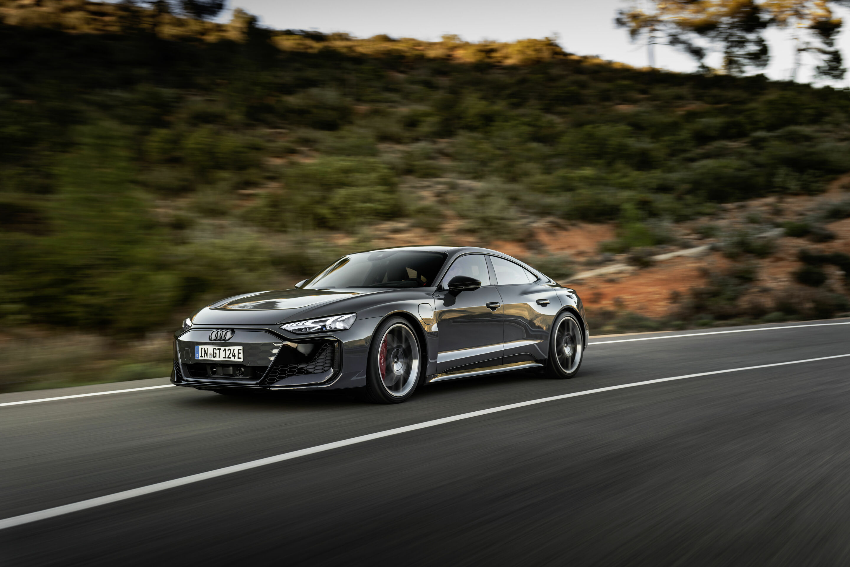 Audi RS e-tron GT - Dynamic photo,
Colour: Nimbus grey pearl effect