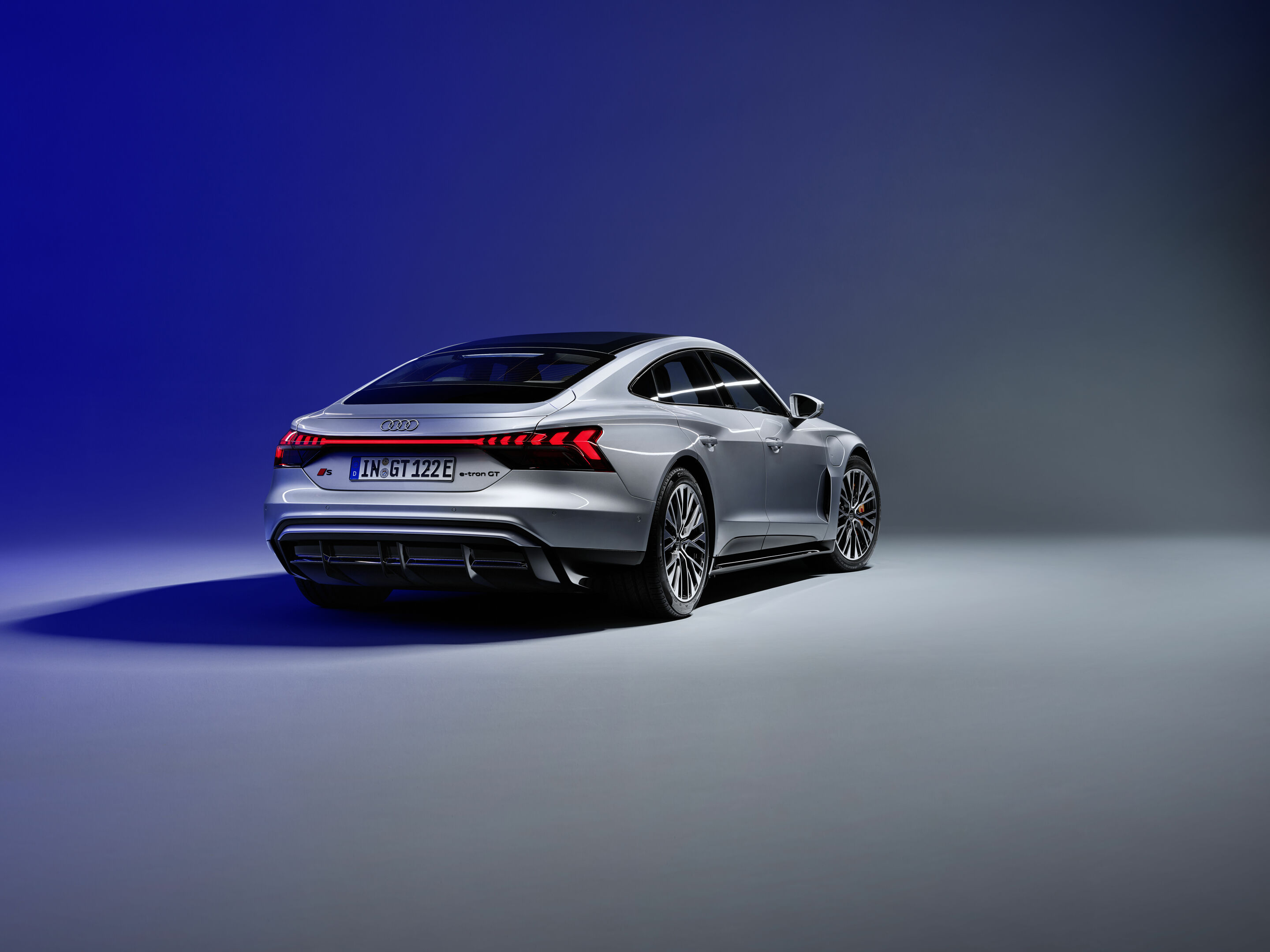 Audi S e-tron GT - Static photo,
Colour: Florett silver metallic