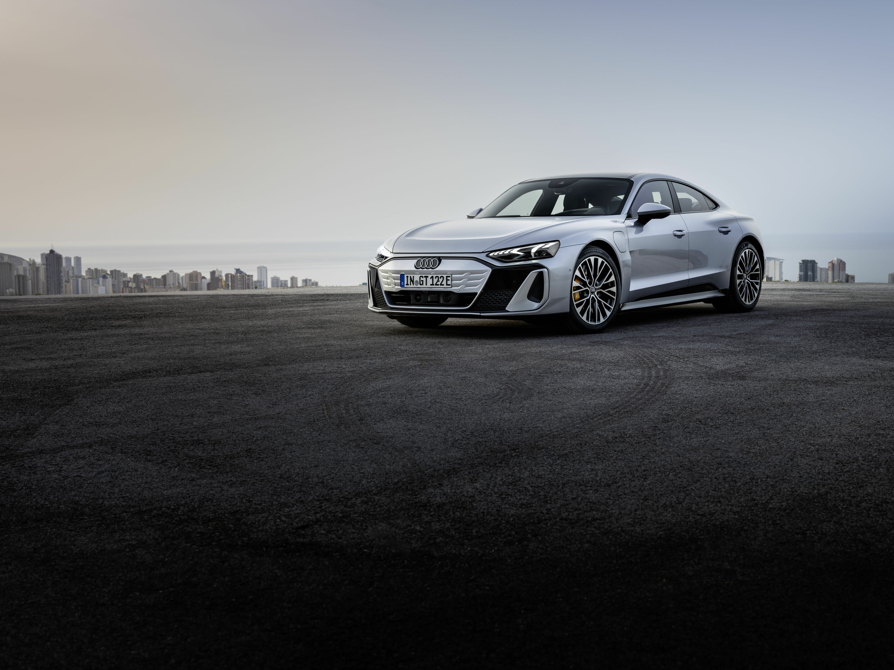 Audi S e-tron GT - Standaufnahme,
Farbe: Florettsilber Metallic