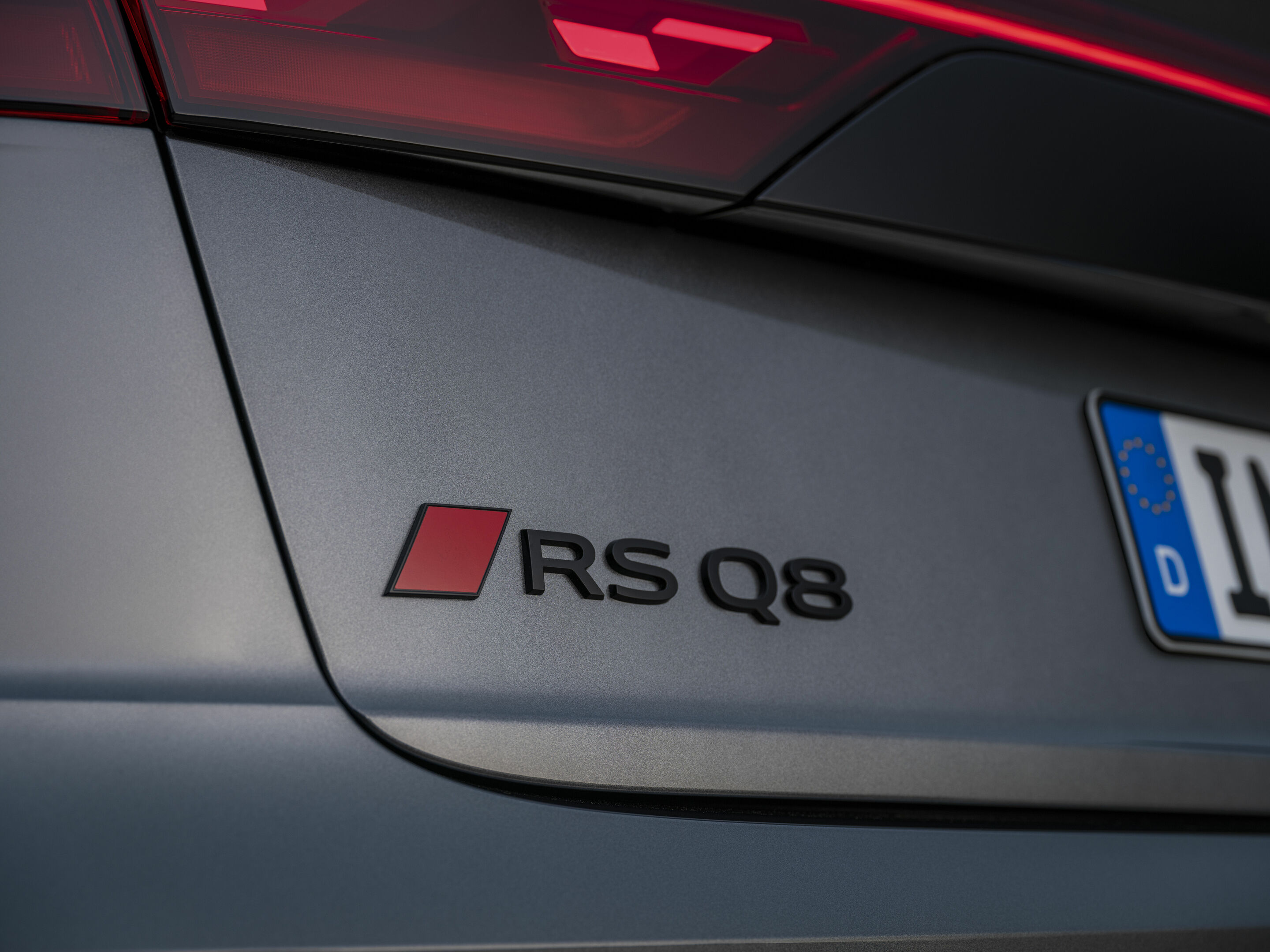 Audi RS Q8 - Detail,
Farbe: Daytonagrau Perleffekt