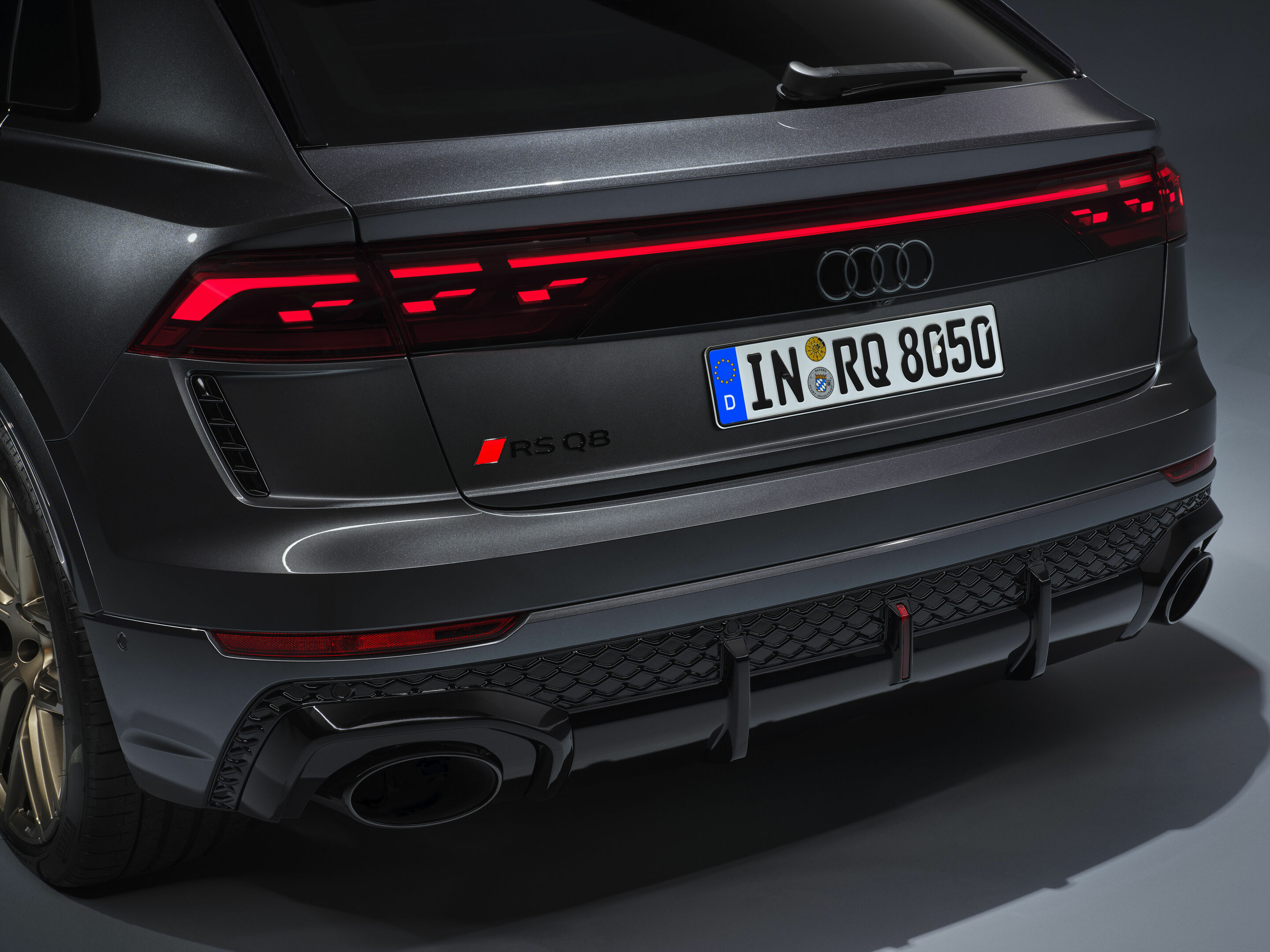 Audi RS Q8 - Detail,
Farbe: Daytonagrau Perleffekt