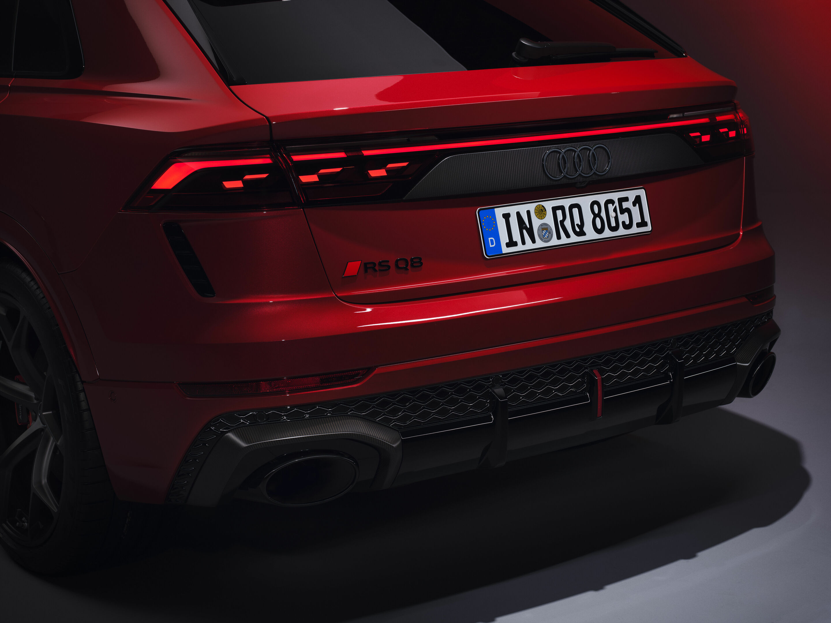 Audi RS Q8 performance - Detail,
Farbe: Chilirot Metallic