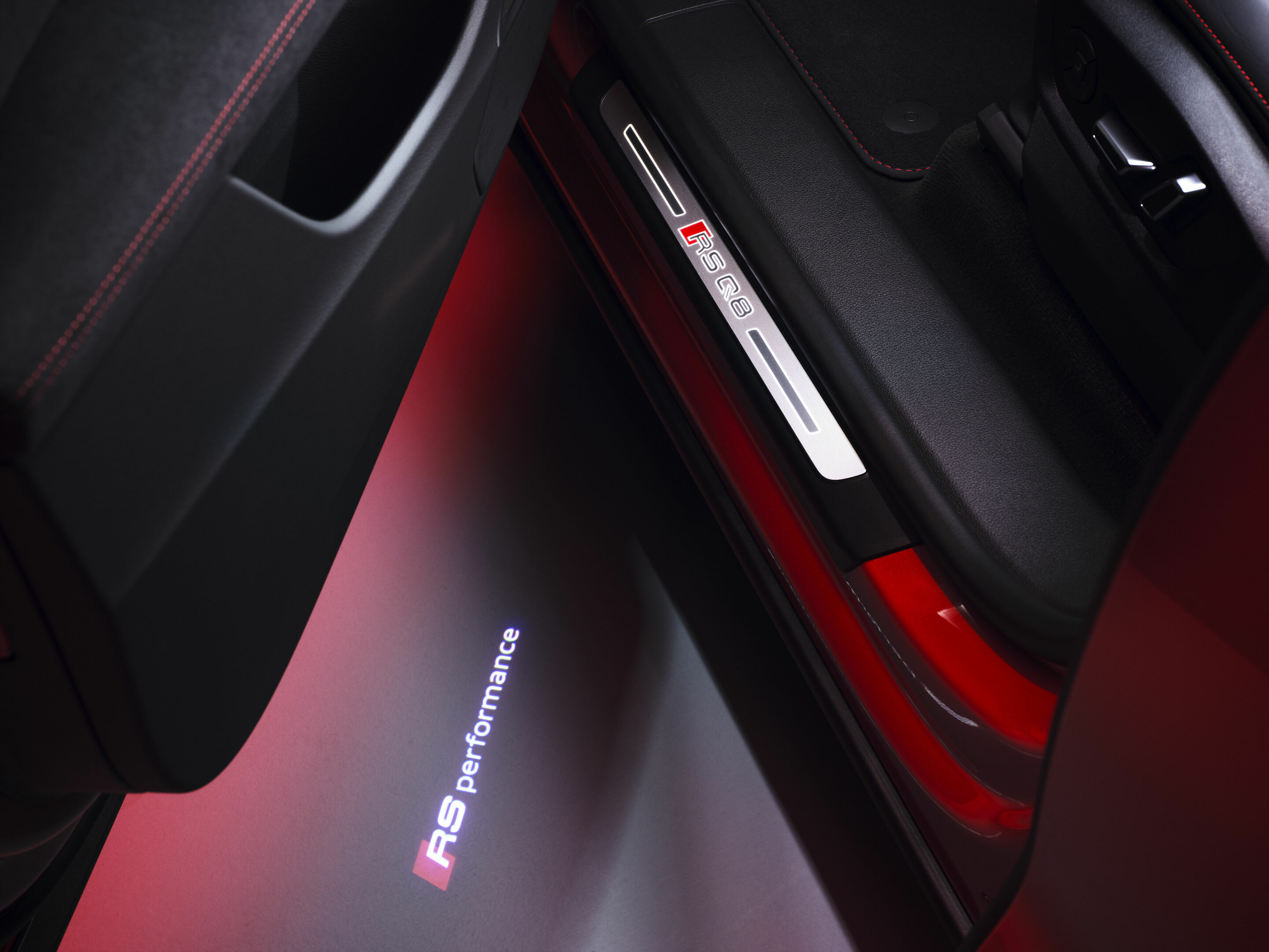 Audi RS Q8 performance - Detail,
Colour: Chilli red metallic