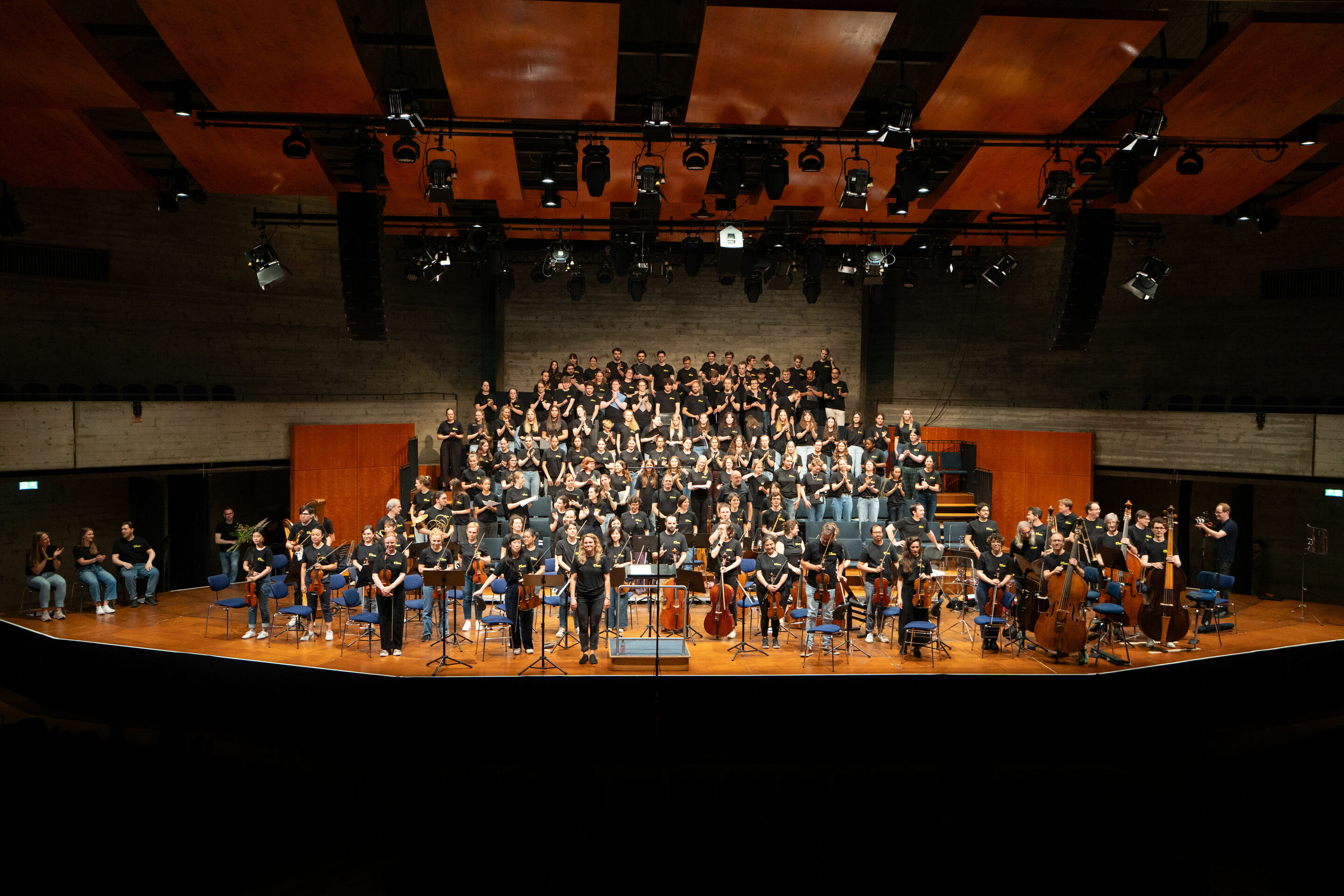 Audi Summer Concerts 2024 - Public workshop: Pupils from the region and the Audi Young Persons’ Choral Academy in the Ingolstadt Festival Hall