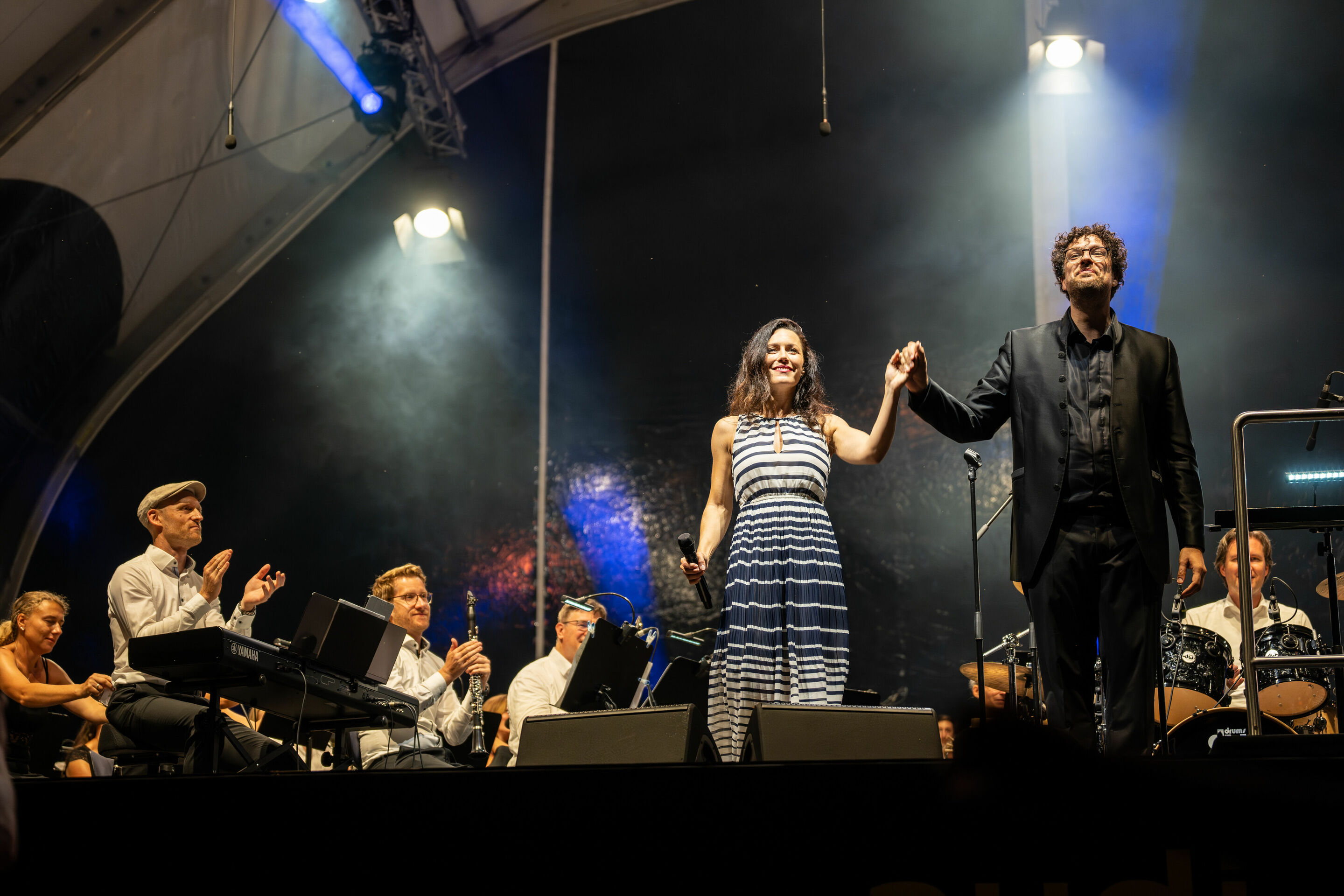 Audi Summer Concerts 2024 - French evening at the Audi Klassik Open Air in Klenzepark: Singer Juliette Brousset and Pietro Sarno, conductor of the Audi Philharmonic Wind Orchestra