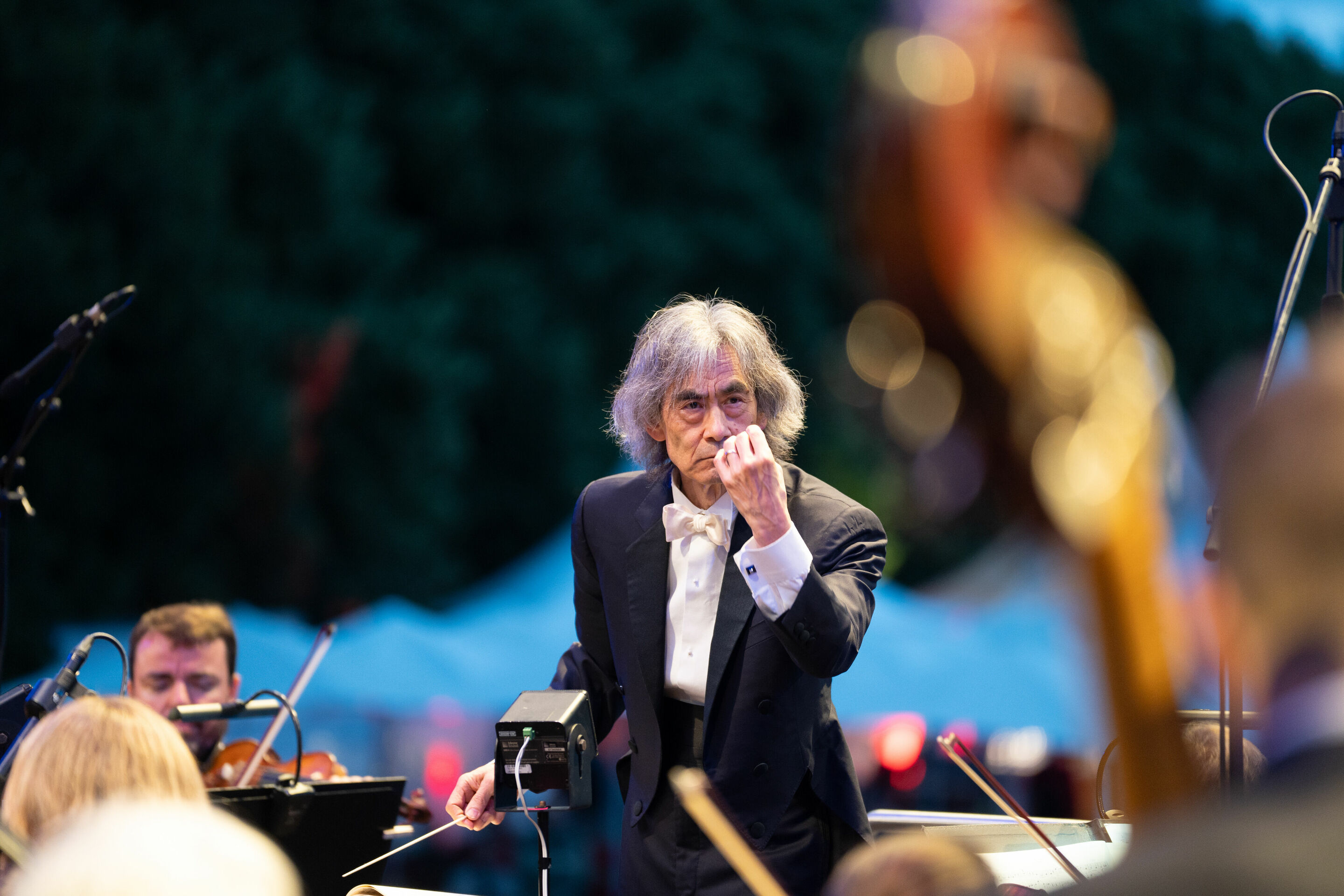Audi Sommerkonzerte 2024 - Audi Klassik Open Air im Klenzepark: Kent Nagano dirigiert das Philharmonische Staatsorchester Hamburg