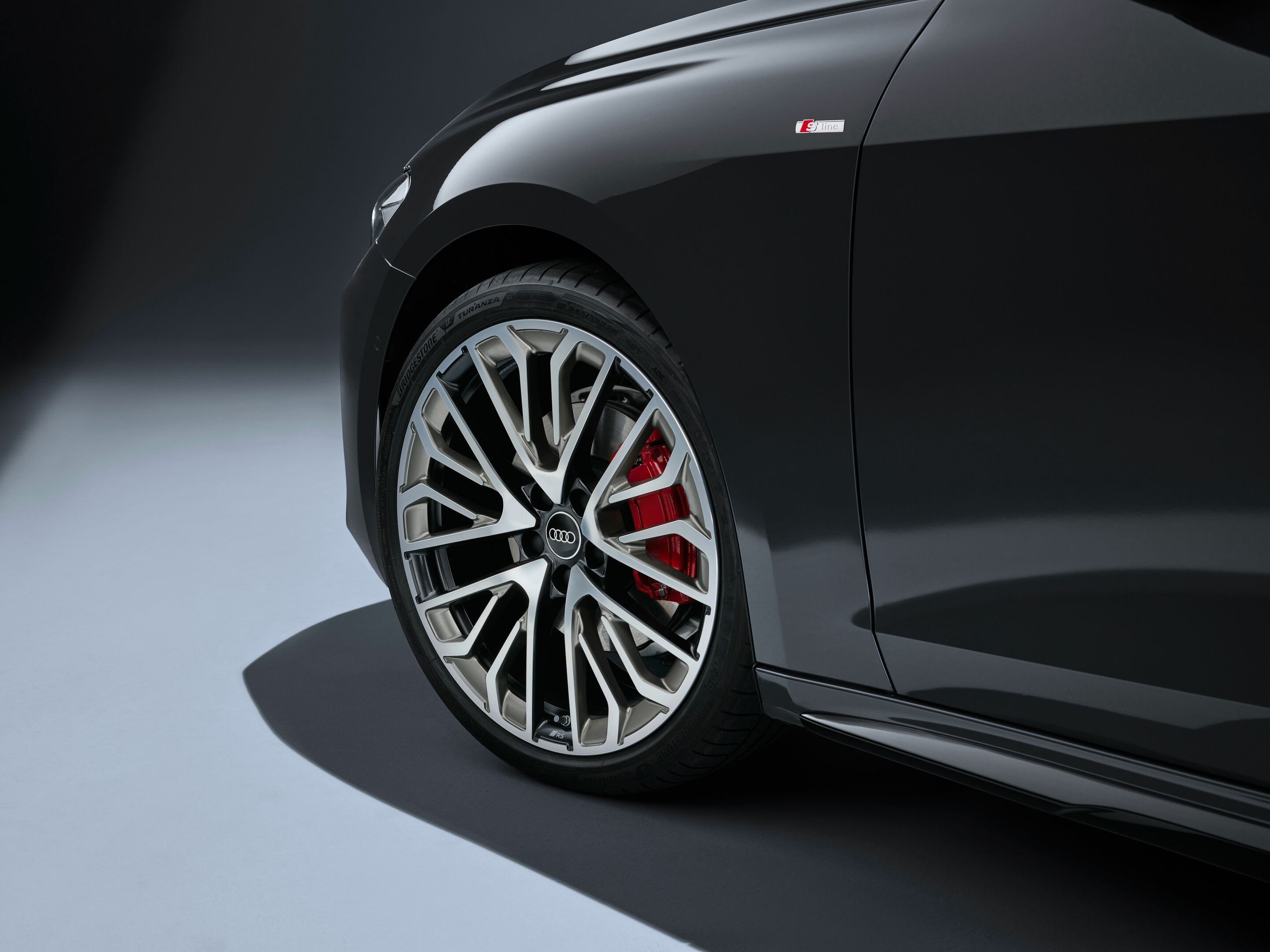 Audi A5 Limousine - Detail,
Farbe: Magnetgrau