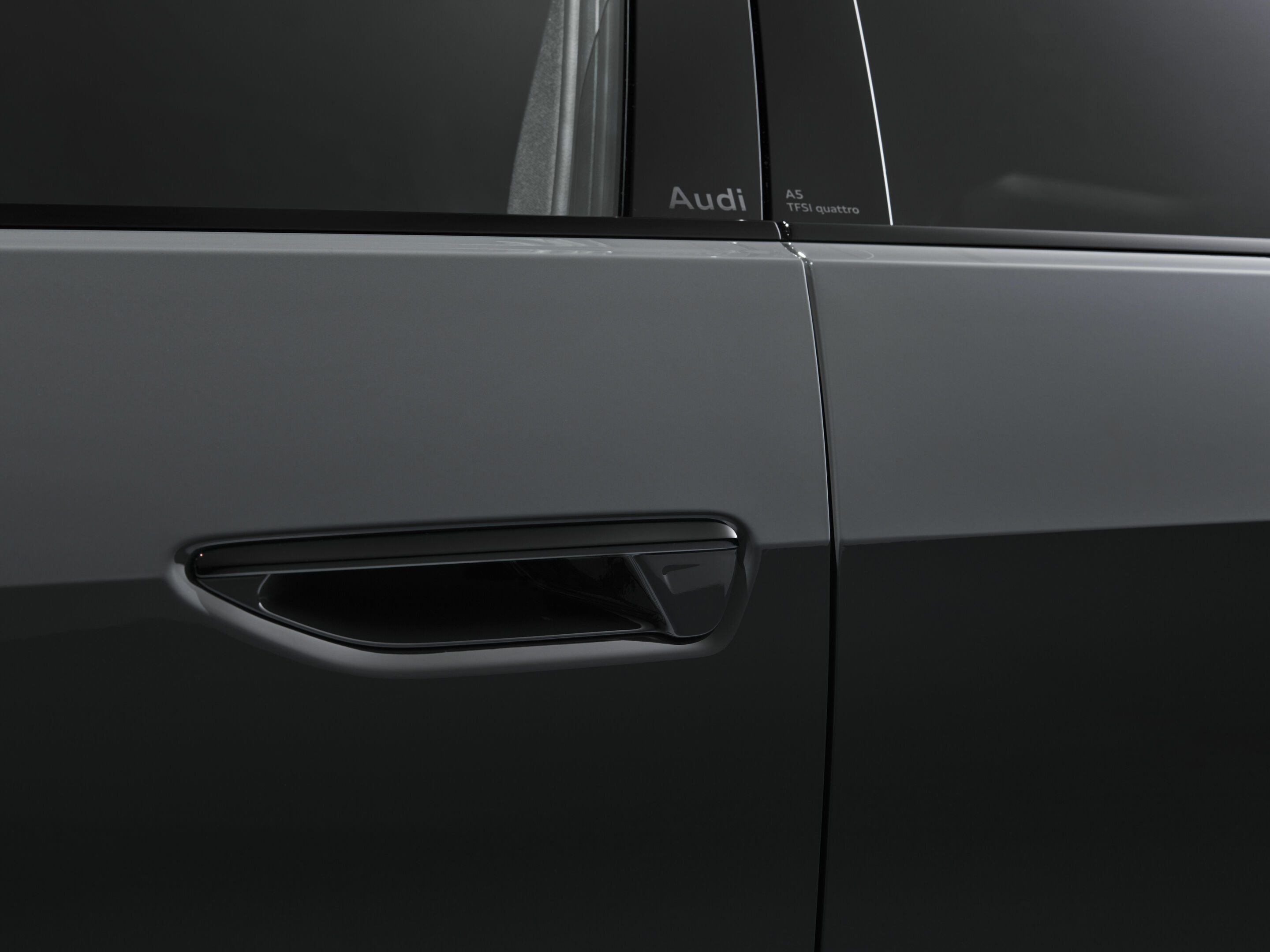 Audi A5 Sedan - Detail,
Colour: Magnet Grey