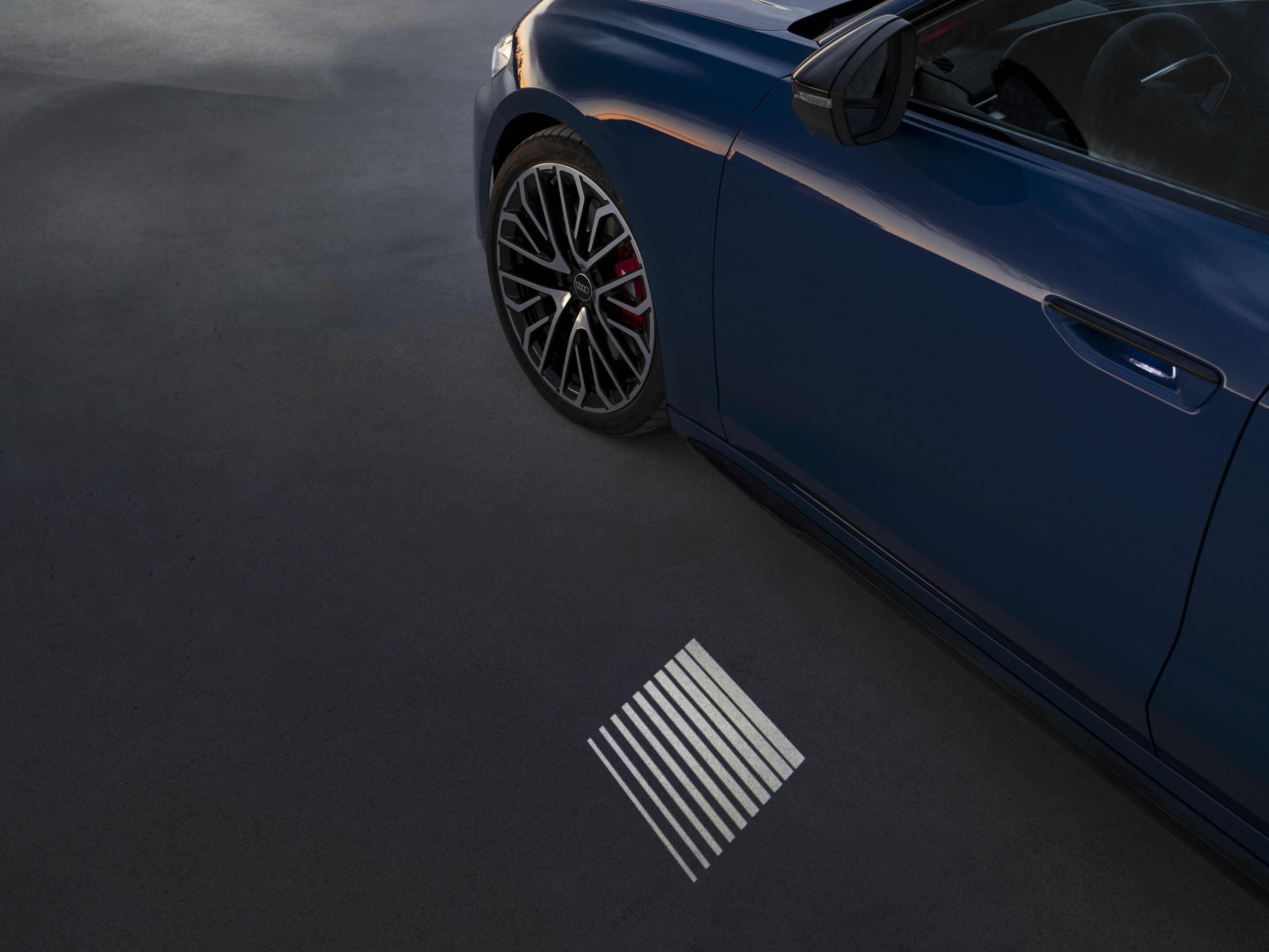 Audi S5 Limousine - Detail,
Farbe: Ascariblau Metallic