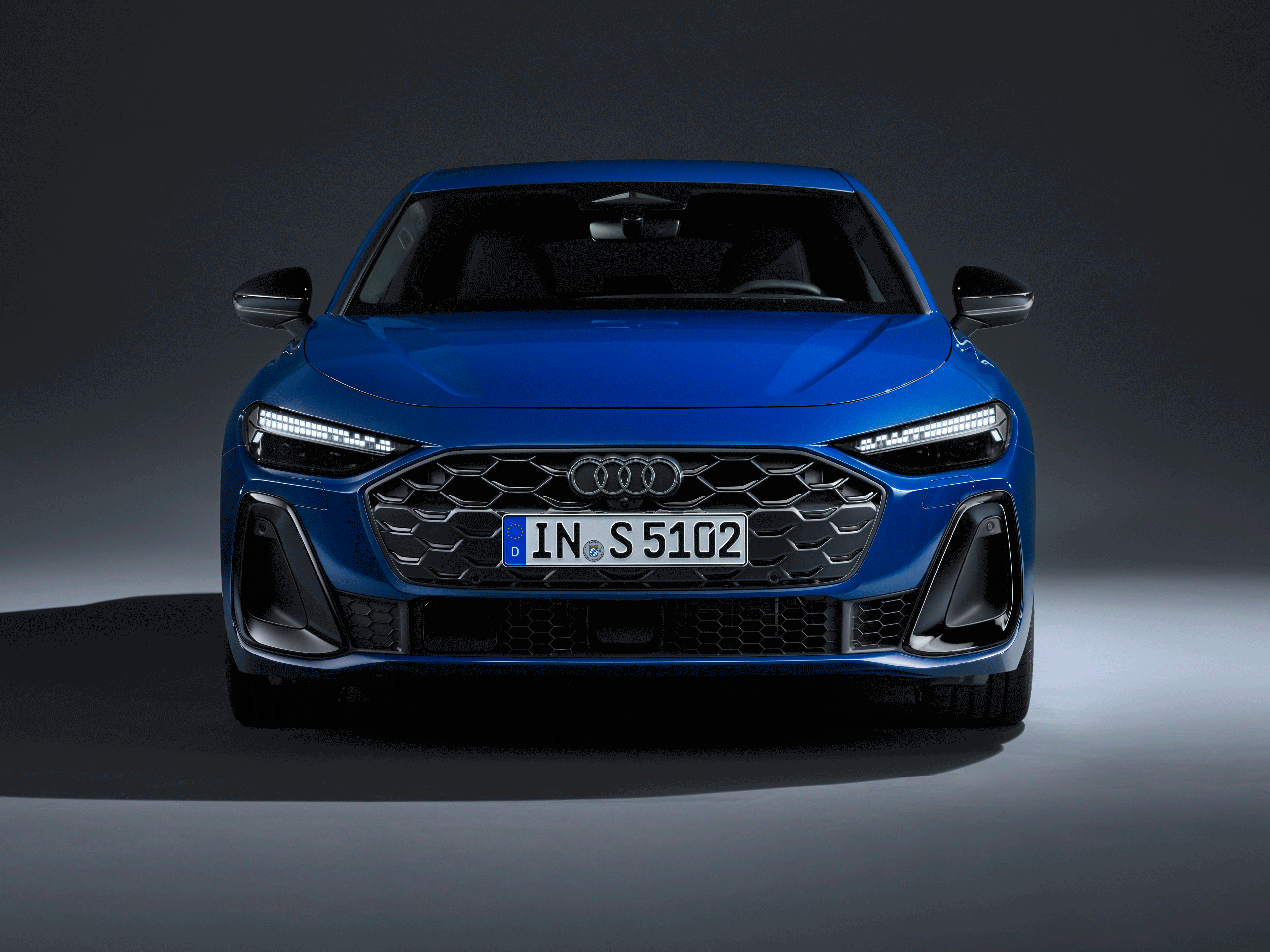 Audi S5 Limousine - Standaufnahme,
Farbe: Ascariblau Metallic