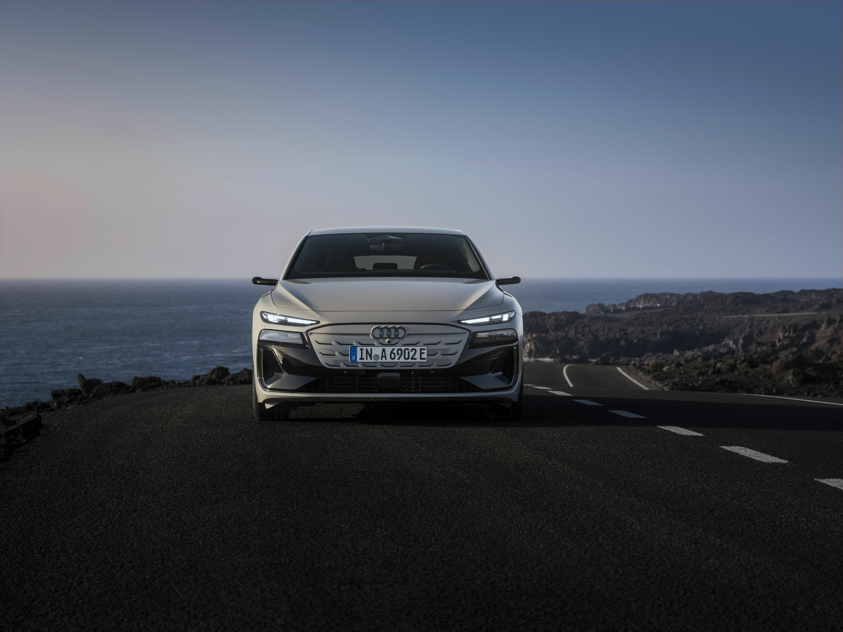 Audi A6 Sportback e-tron performance - Standaufnahme,
Farbe: Siambeige Metallic