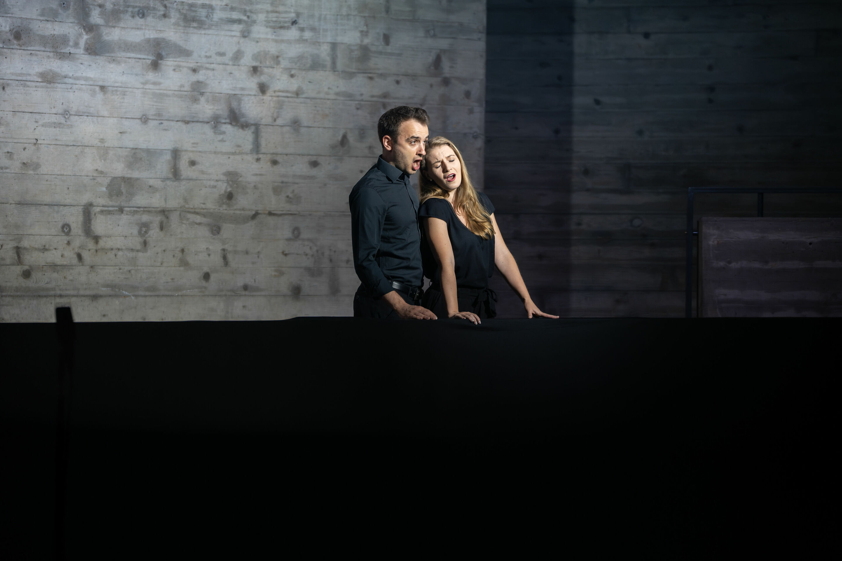Audi Sommerkonzerte 2024 - Flying Steps, LauschWerk und Georgisches Kammerorchester Ingolstadt bei der Oper „The Fairy Queen“: Sänger_innen Jakob Albert und Sandra Bildmann