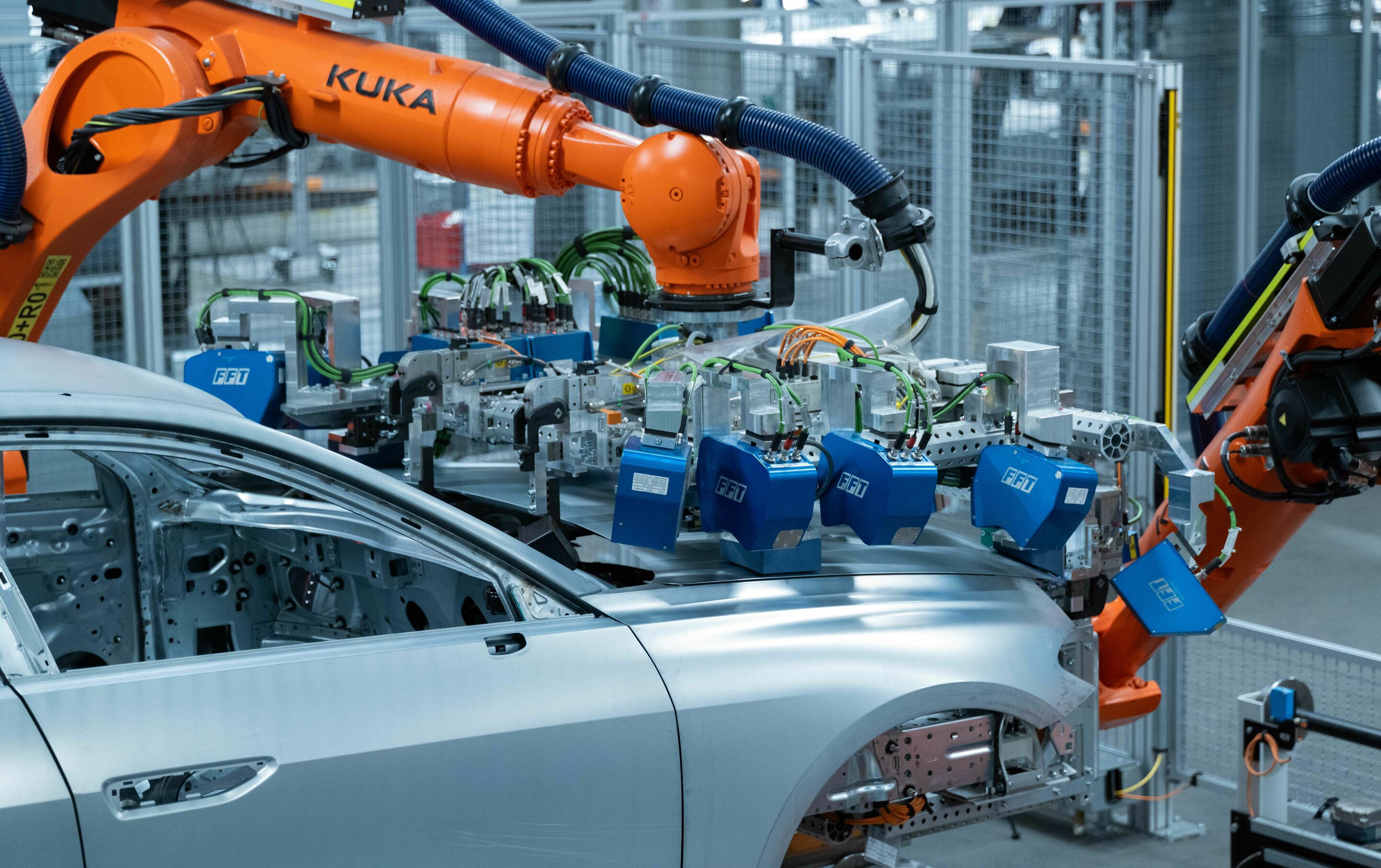 Produktion Audi A5 am Standort Neckarsulm - Vollautomatisierter Klappen- und Kotflügelanbau