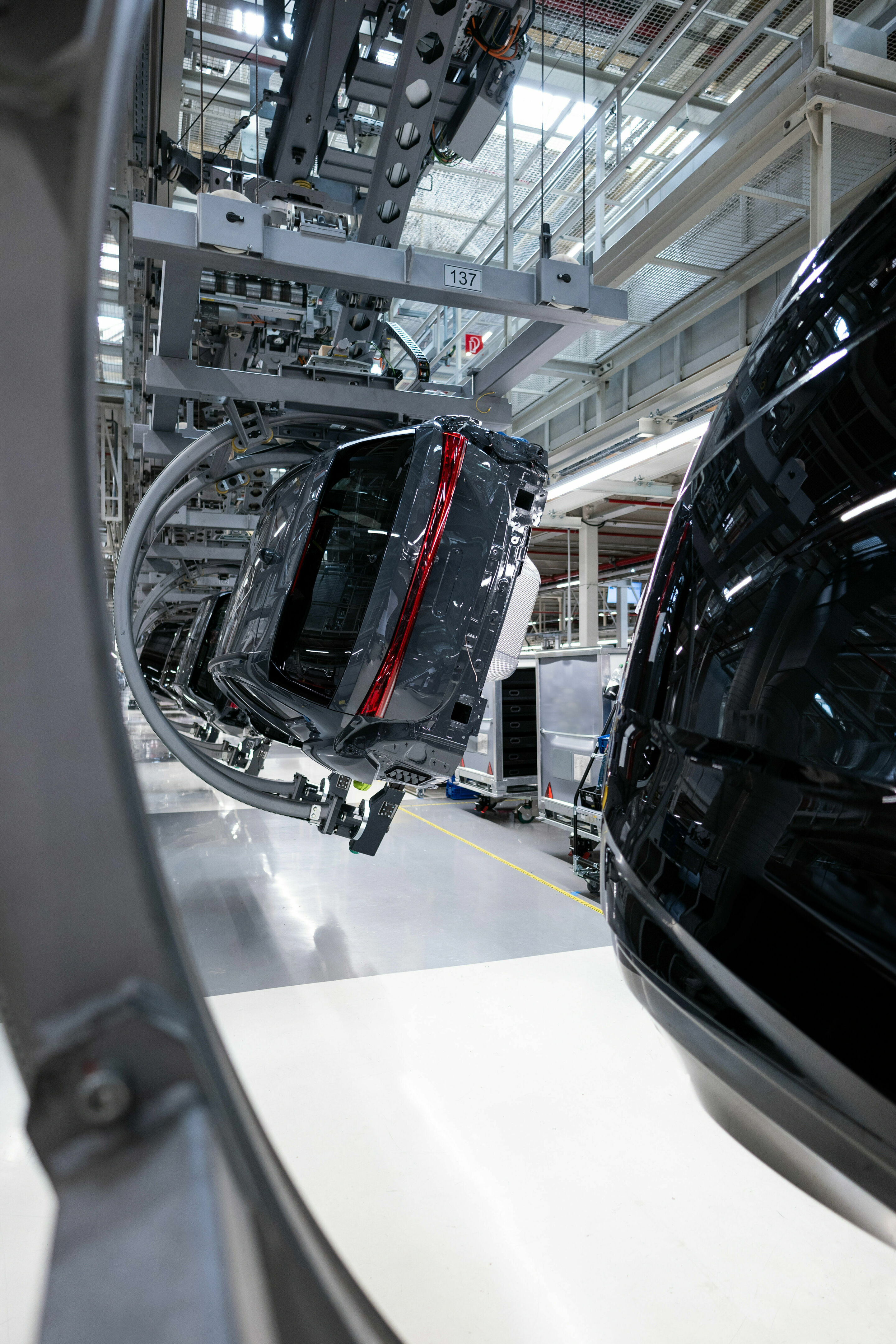 Produktion Audi A5 am Standort Neckarsulm - Hängeband in der Montage für verbesserte Ergonomie