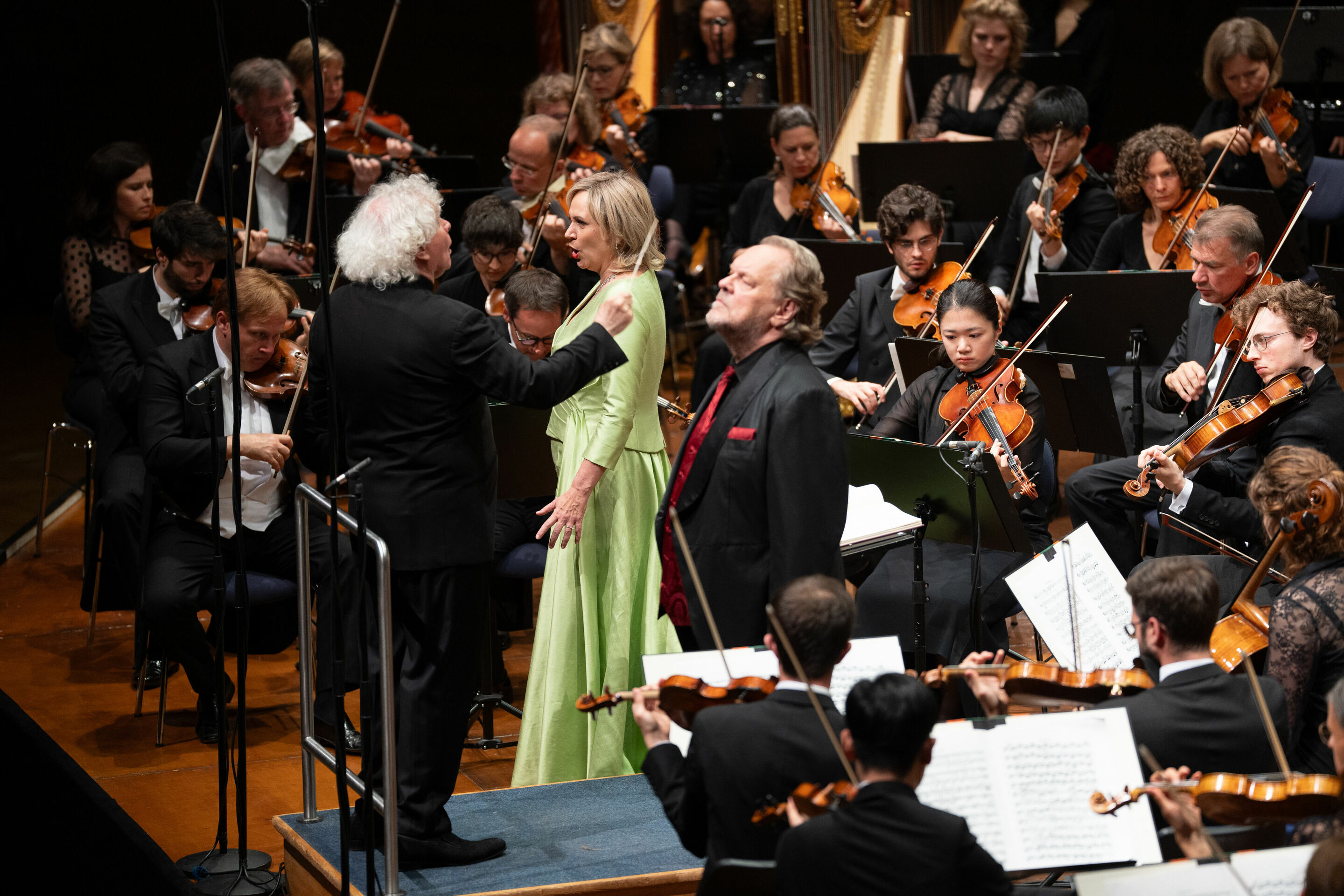 Audi Sommerkonzerte 2024 - Sir Simon Rattle und das Symphonieorchester des Bayerischen Rundfunks mit Anja Kampe (Sopran) und Michael Volle (Bariton)