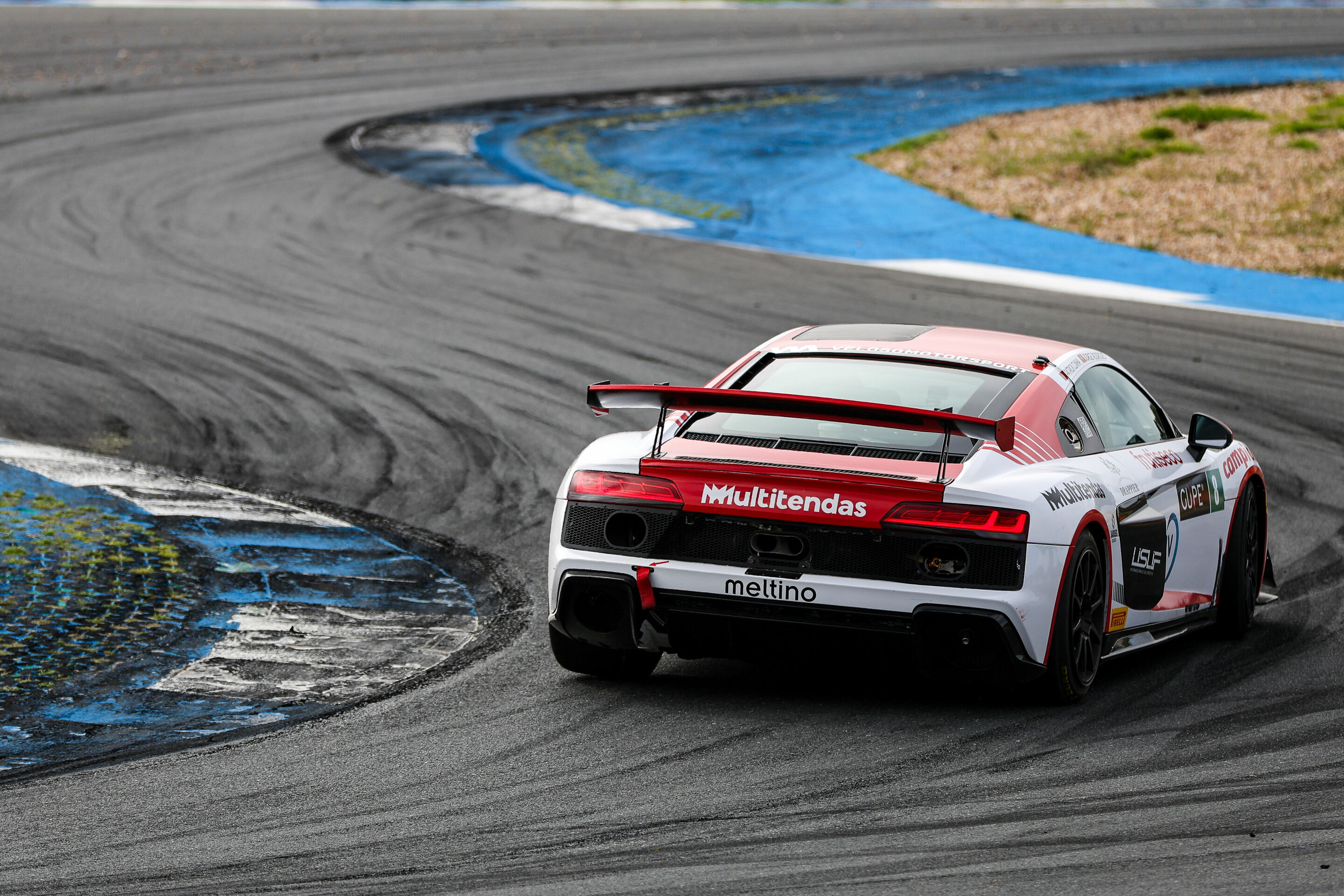 Supercars Endurance 2024 - Audi R8 LMS GT4 #8 (Veloso Motorsport), Patrick Cunha/Jorge Rodrigues