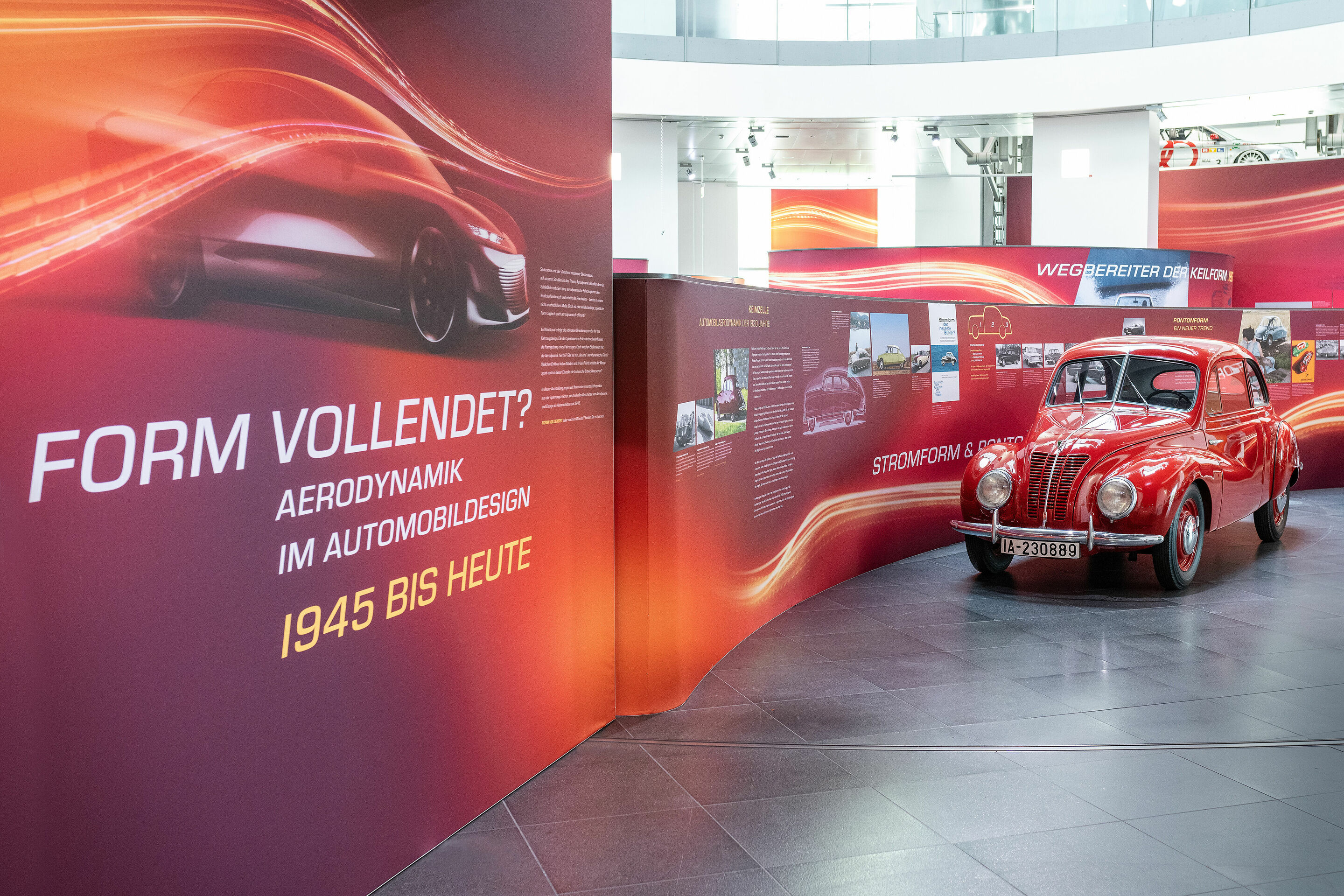 Nach „Windschnittig“ folgt „Form vollendet“:  neue Sonderausstellung im Audi museum mobile - Aerodynamik im Automobilbau von 1945 bis heute: Die neue Sonderausstellung „Form vollendet“ ist bis 2. März 2025 im Audi museum mobile in Ingolstadt zu sehen....