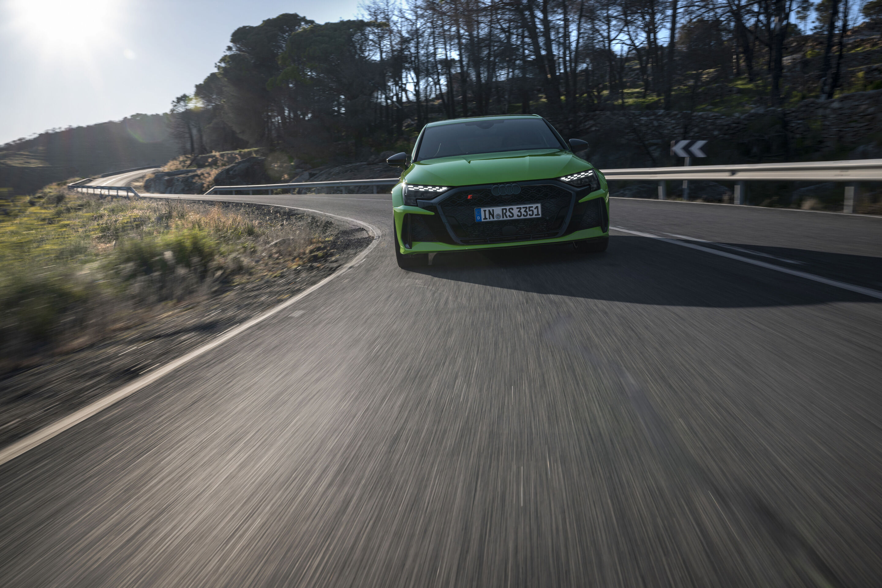 Audi RS 3 Sportback - Fahraufnahme,
Farbe: Kyalamigrün