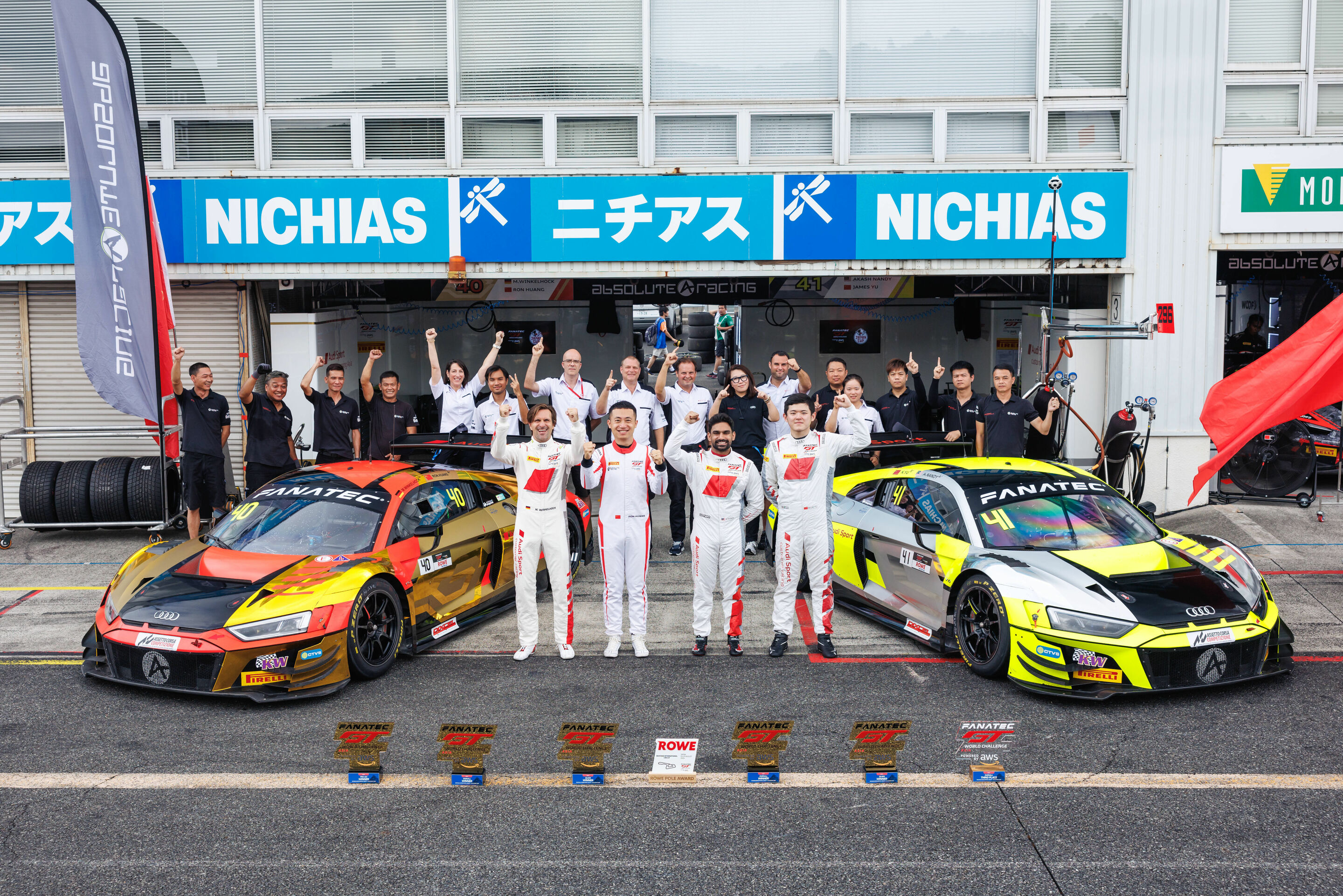 GT World Challenge Asia 2024 - Audi R8 LMS #40 (Audi Sport Asia Team Absolute), Markus Winkelhock/Huang Ruohan; Audi R8 LMS #41 (Audi Sport Asia Team Absolute), Akash Nandy/James Yu Kuai