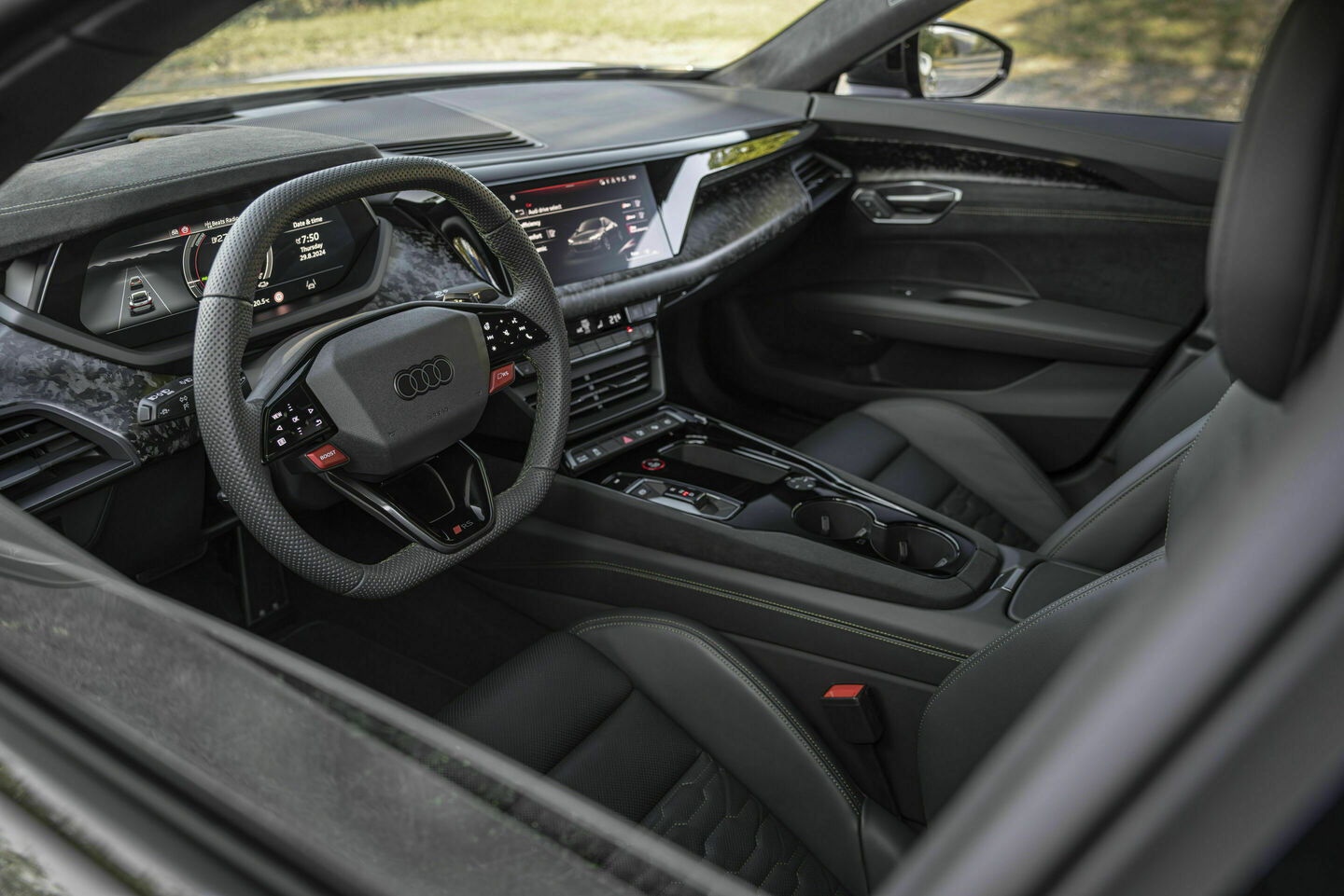 Audi RS e-tron GT performance, Interior