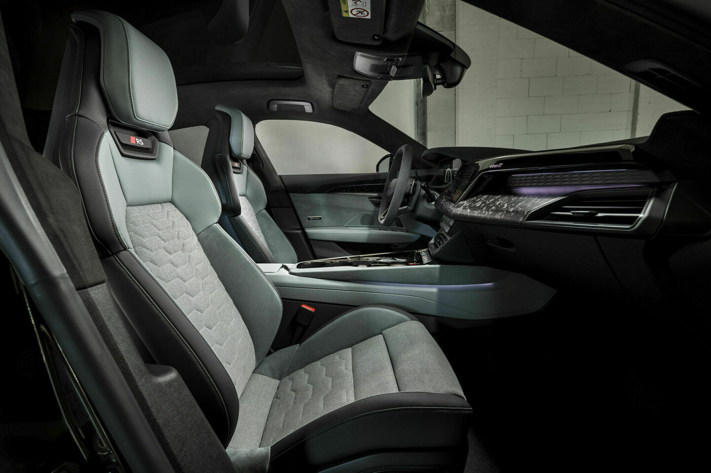 Audi RS e-tron GT performance, Interior