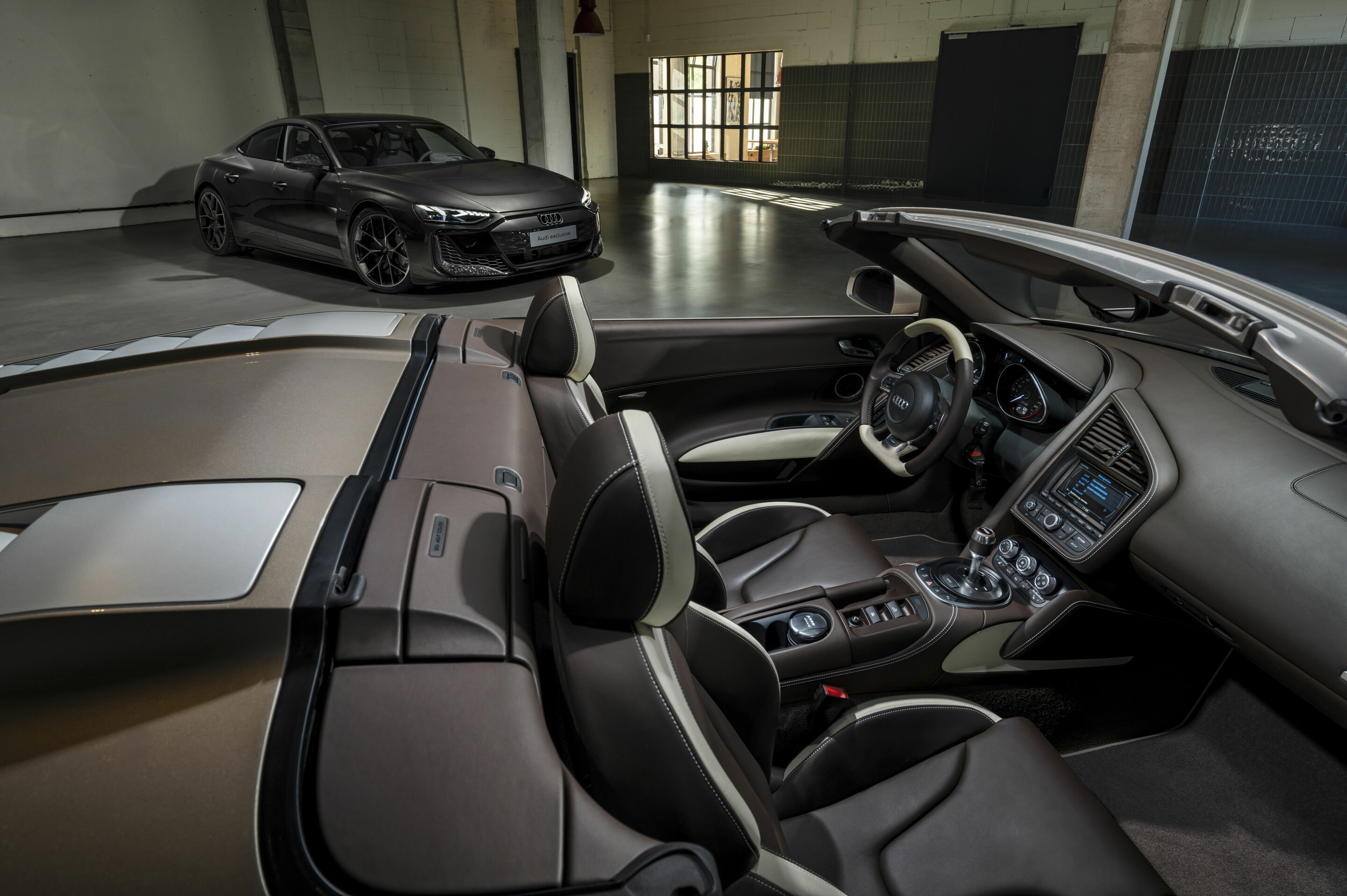 Audi RS e-tron GT performance - Standaufnahme,
Farbe: Arabicagrau Metallic