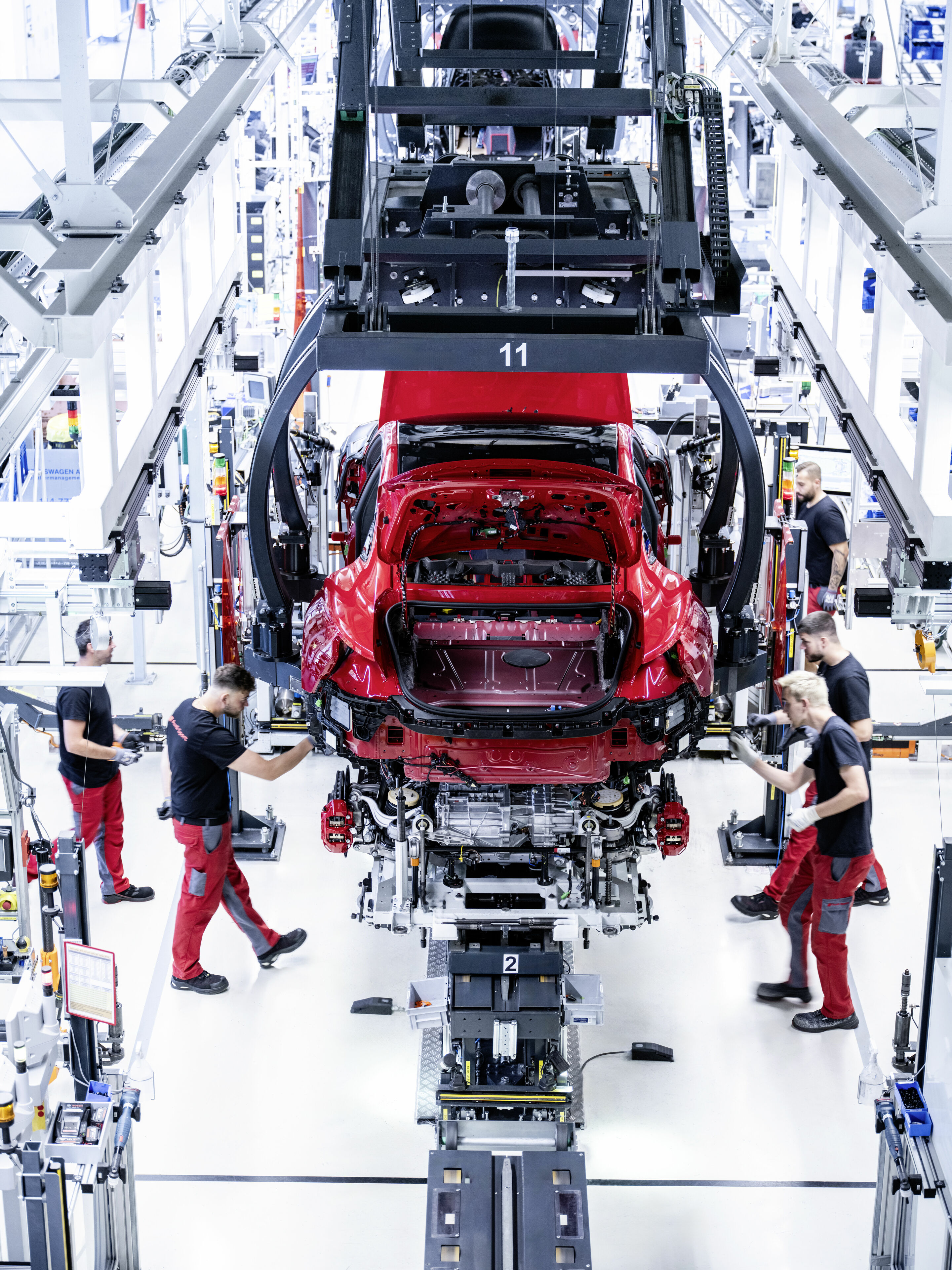 Audi e-tron GT - Assembly of the Audi e-tron GT at Böllinger Höfe.