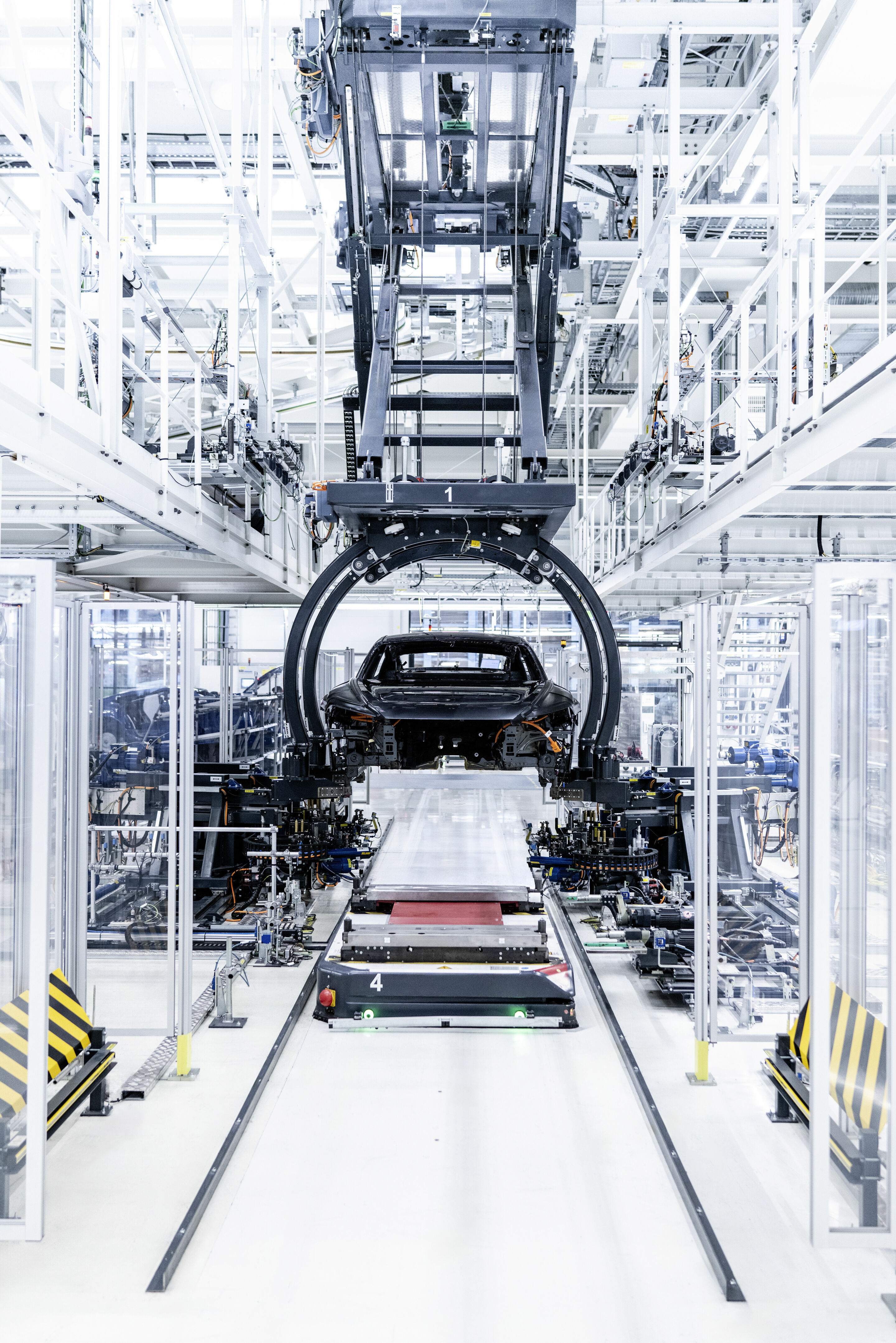 Audi e-tron GT - Assembly of the Audi e-tron GT at Böllinger Höfe.