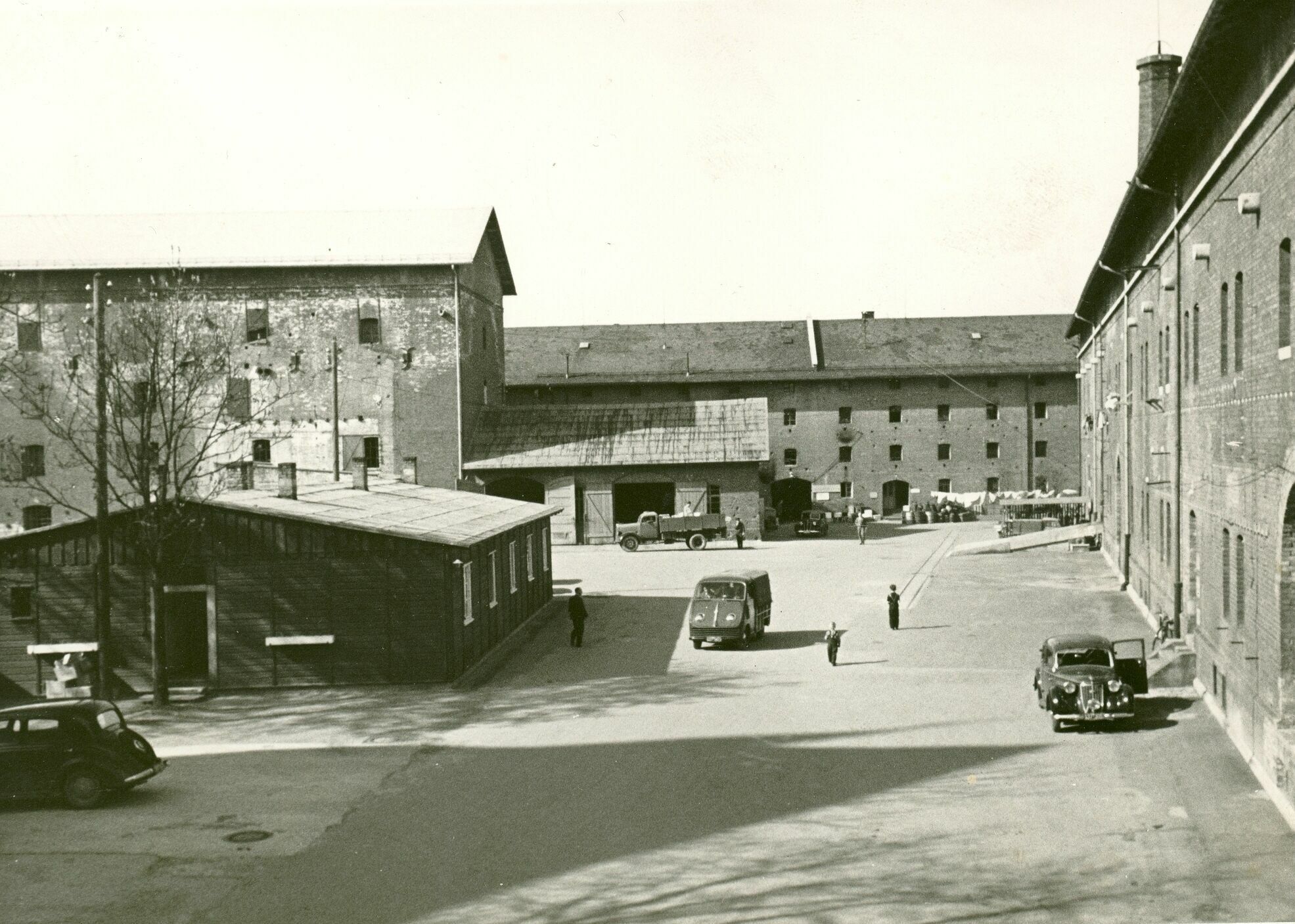 Jetzt auch in der Audi Tradition App: Stadtrundgang „Auf den Spuren der Auto Union in Ingolstadt“ - Zum 75-jährigen Gründungsjubiläum der Auto Union GmbH in Ingolstadt erhält die Audi Tradition App ein neues Feature: Ab sofort können alle Interessierten...
