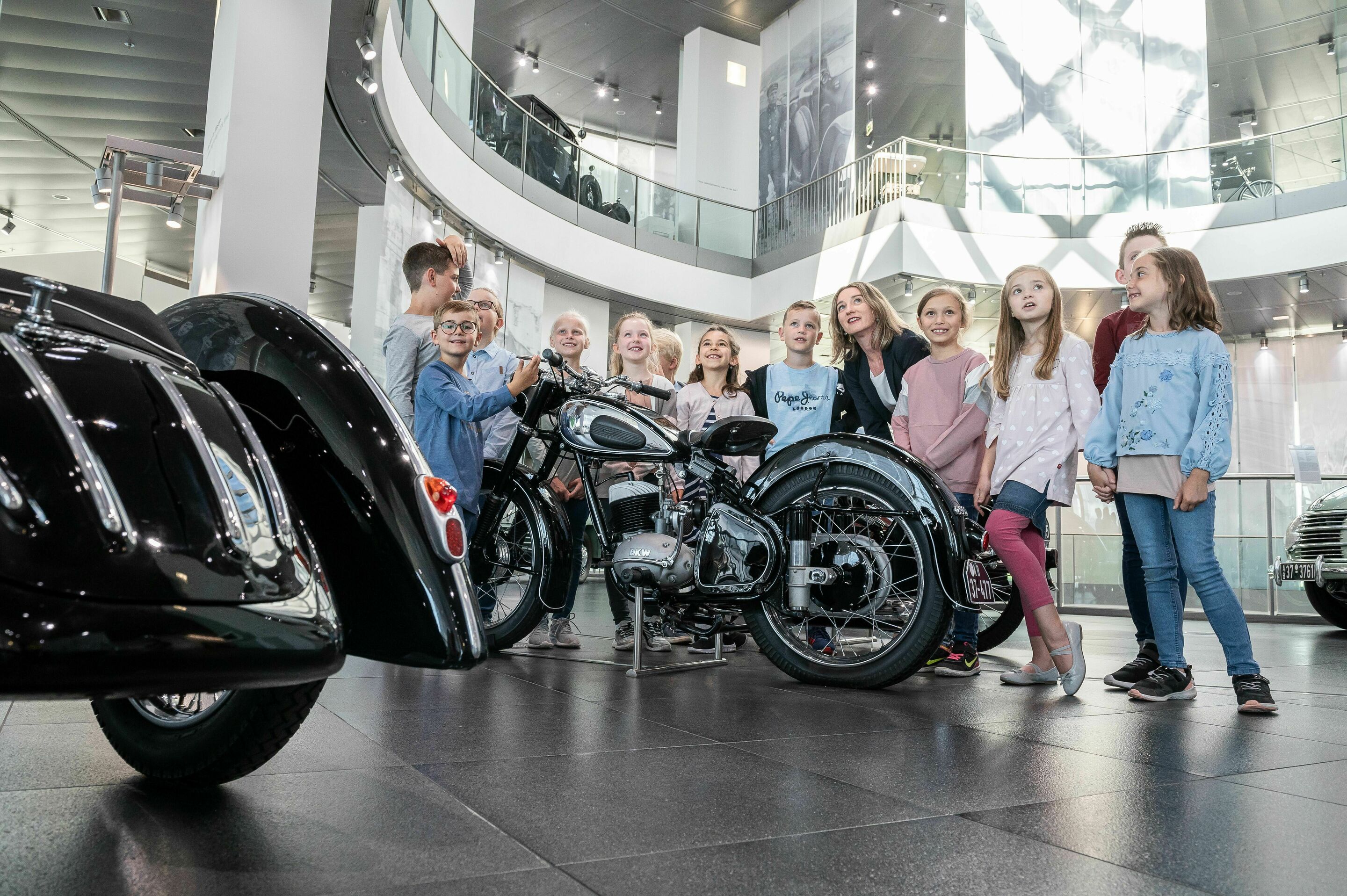 Kinder-Rallye durch die Geschichte von Audi - Bei der Kinder-Rallye entdecken Kinder spielerisch die Geschichte von Audi.