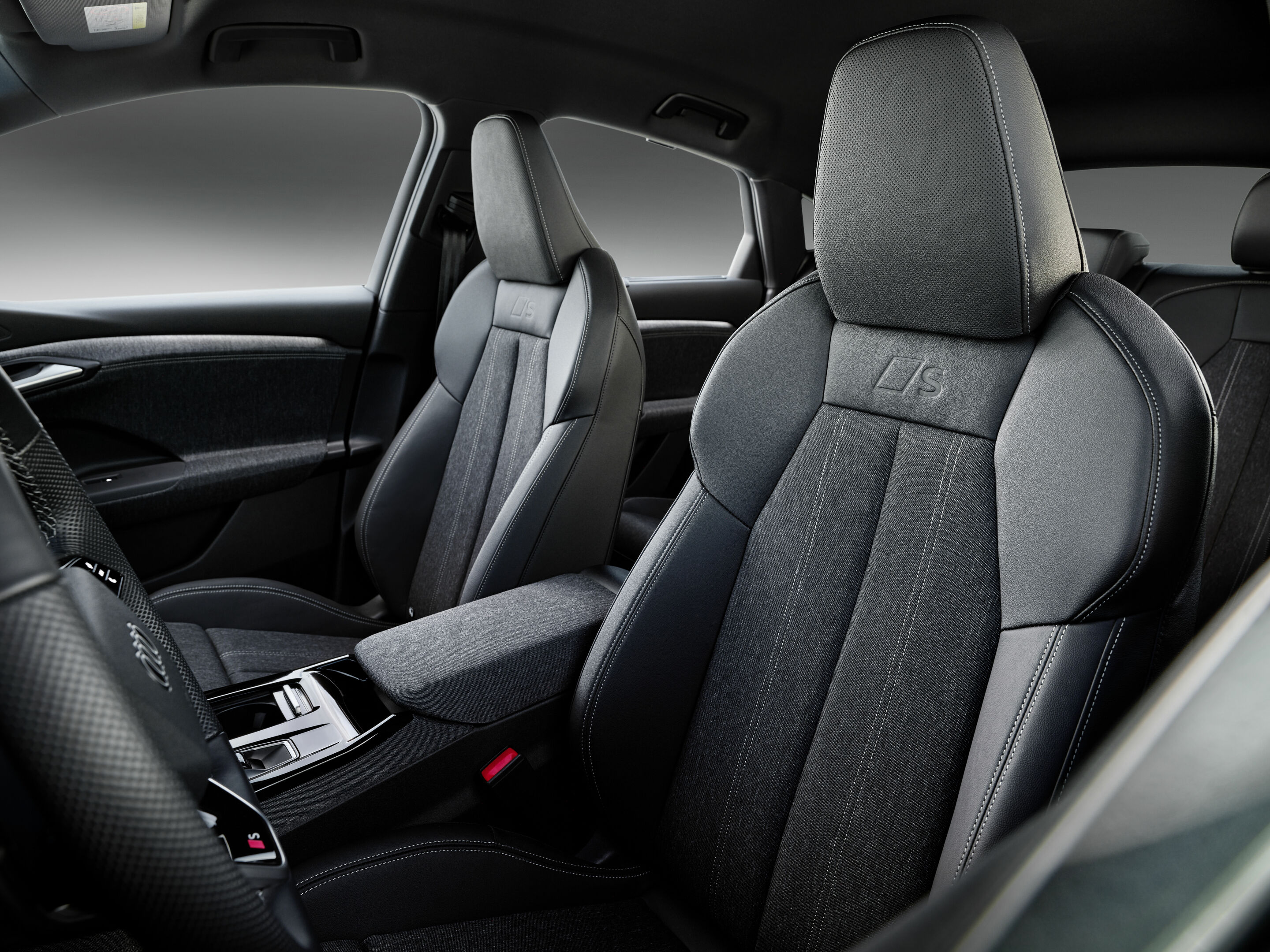 Audi Q6 Sportback e-tron - Interior