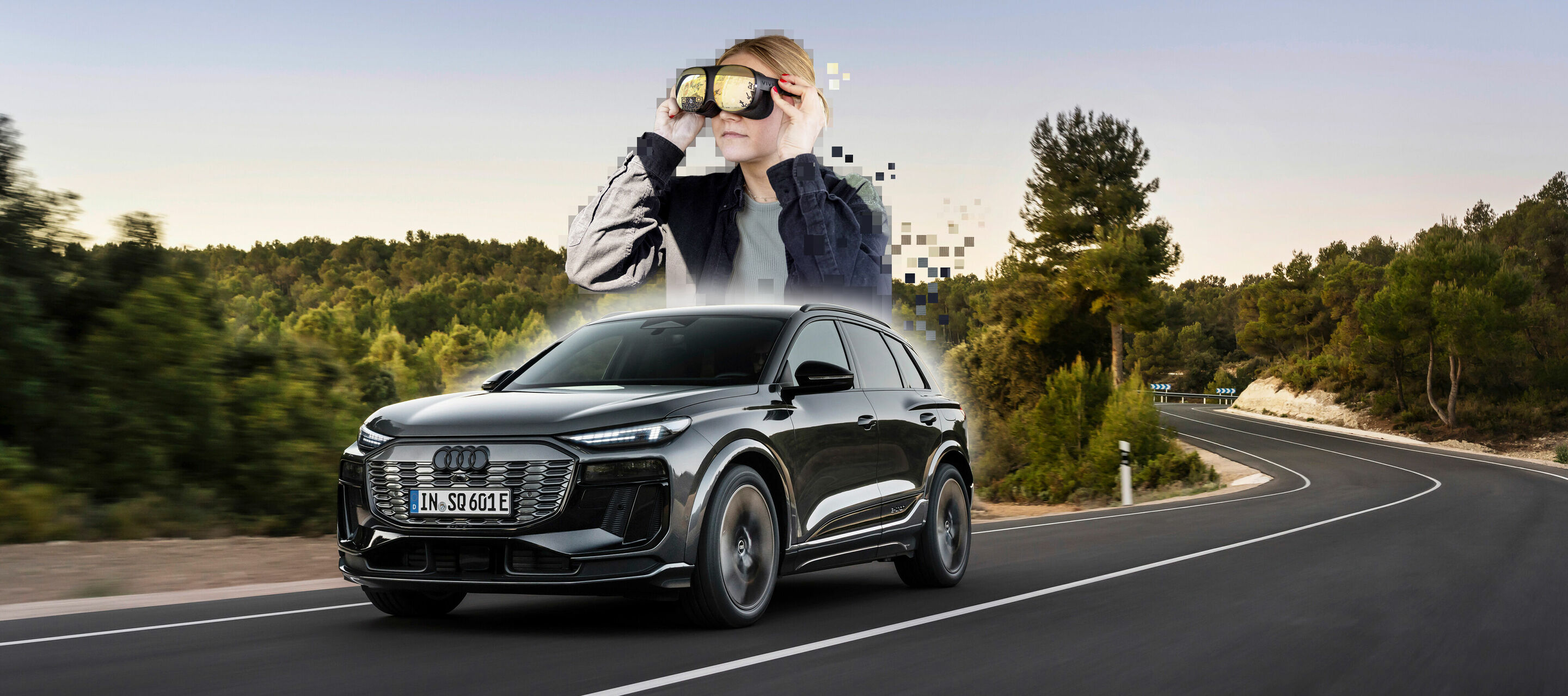 Den Audi SQ6 e-tron bei virtueller Probefahrt im Audi Forum Ingolstadt erleben - Virtuelle Testfahrt im SQ6 e-tron