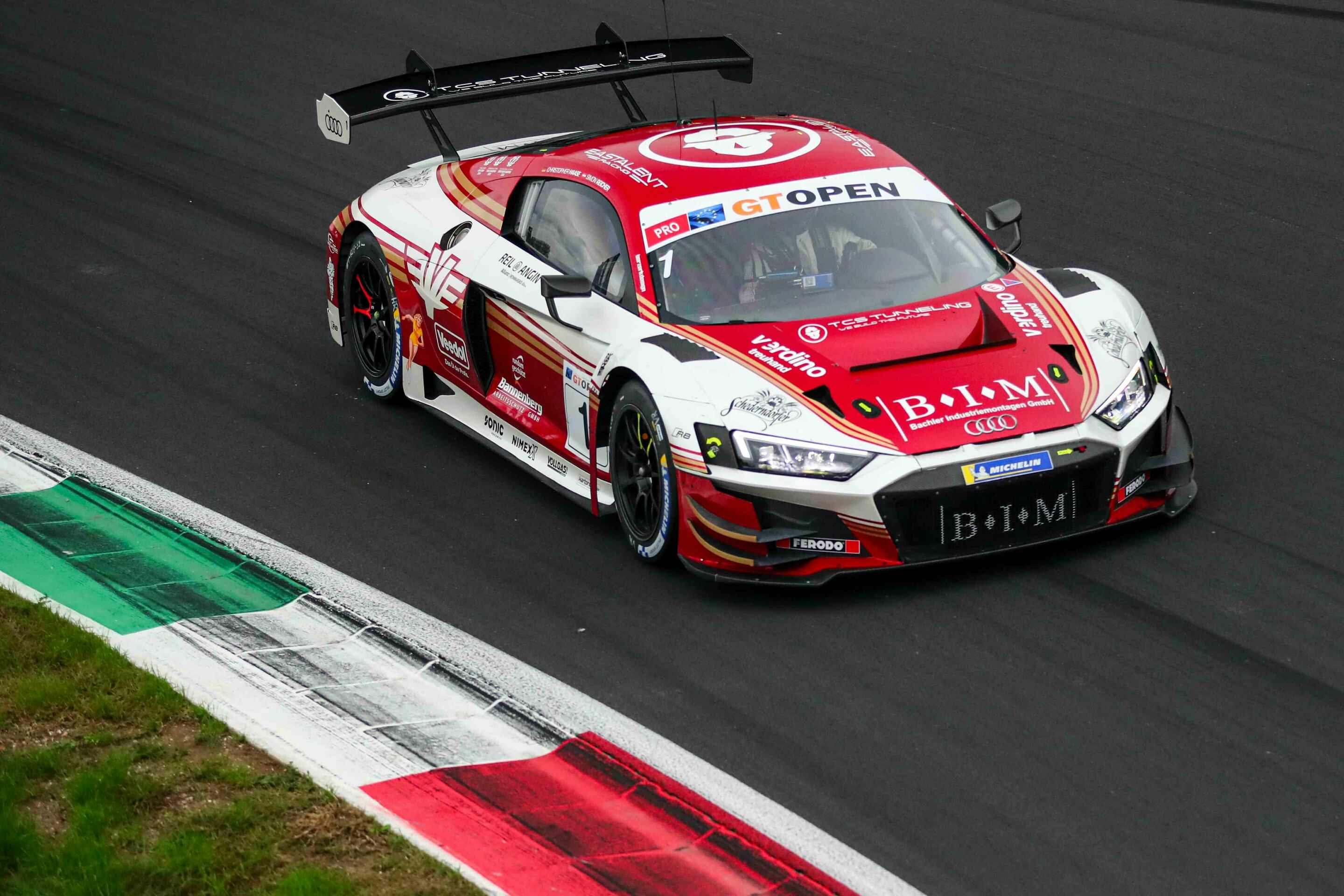 International GT Open 2024 - Audi R8 LMS #1 (Eastalent Racing), Christopher Haase/Simon Reicher