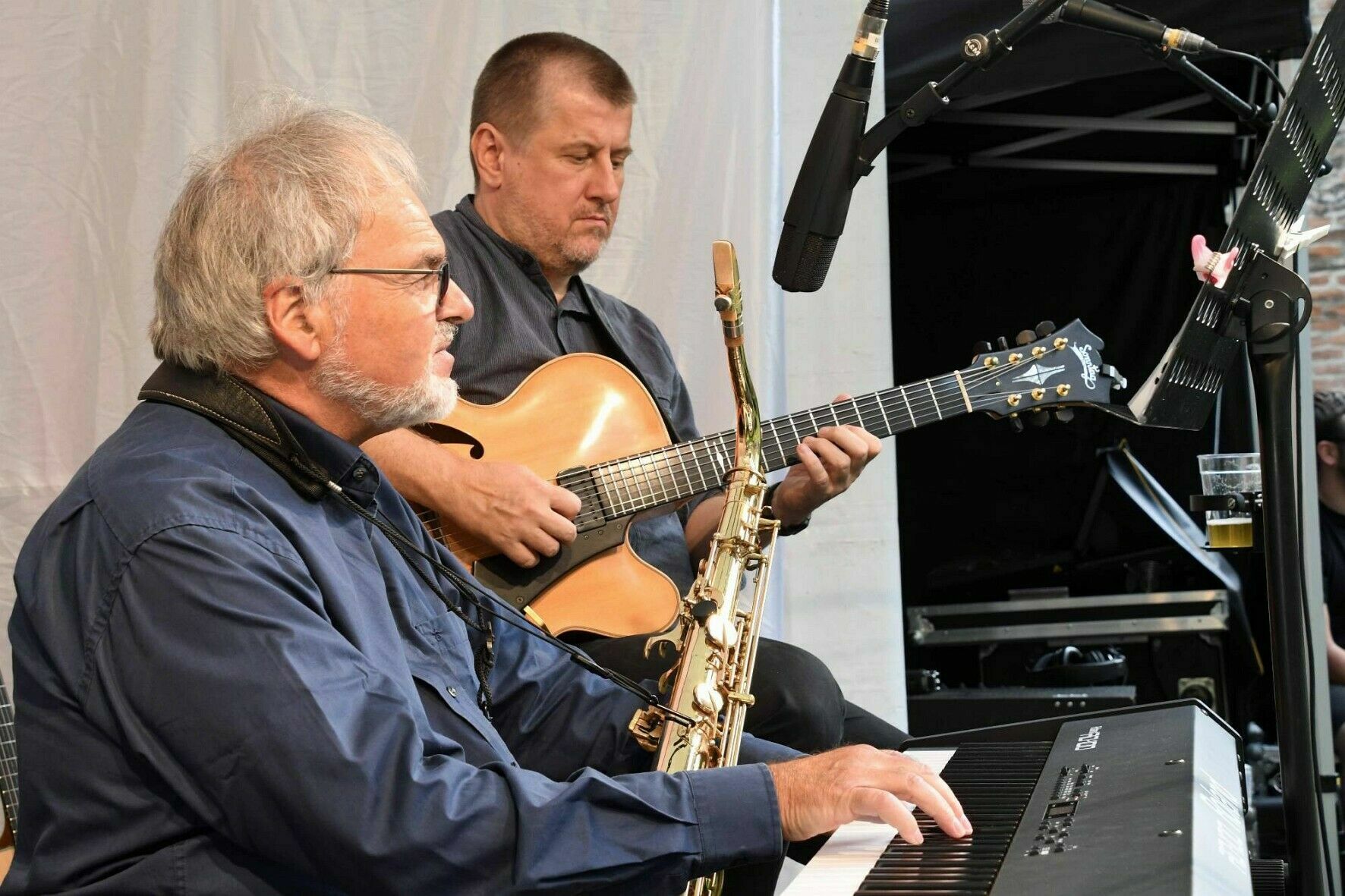 After Work Jazz Lounge - Reinhold Bauer (links) und Dietmar Liehr treten bereits seit Beginn der Konzertreihe im Jahr 2001 in der After Work Jazz Lounge auf.