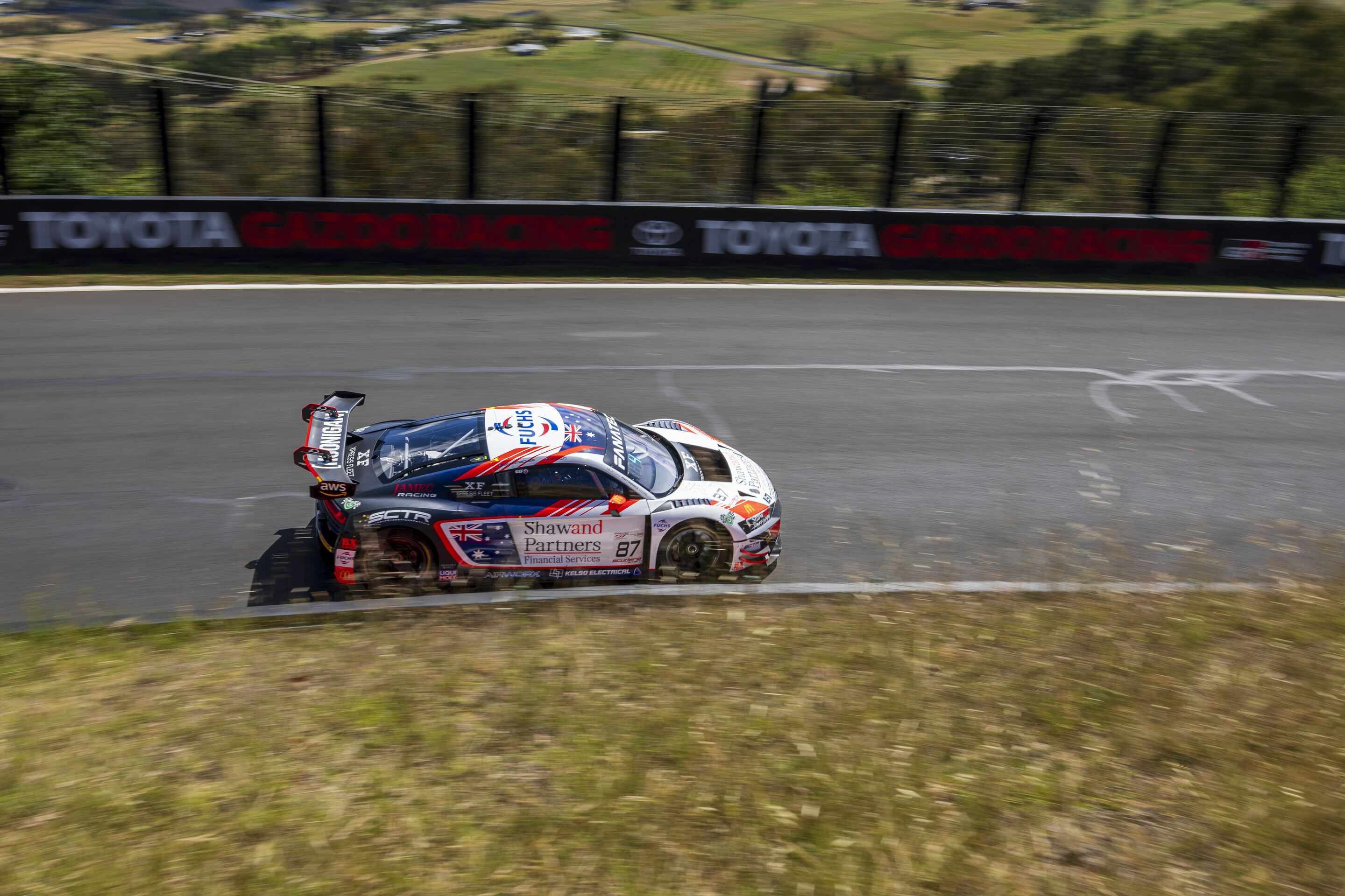 GT World Challenge Australia 2024 - Audi R8 LMS #87 (Shaw & Partners/Kelso Electrical), Will Brown/Brad Schumacher