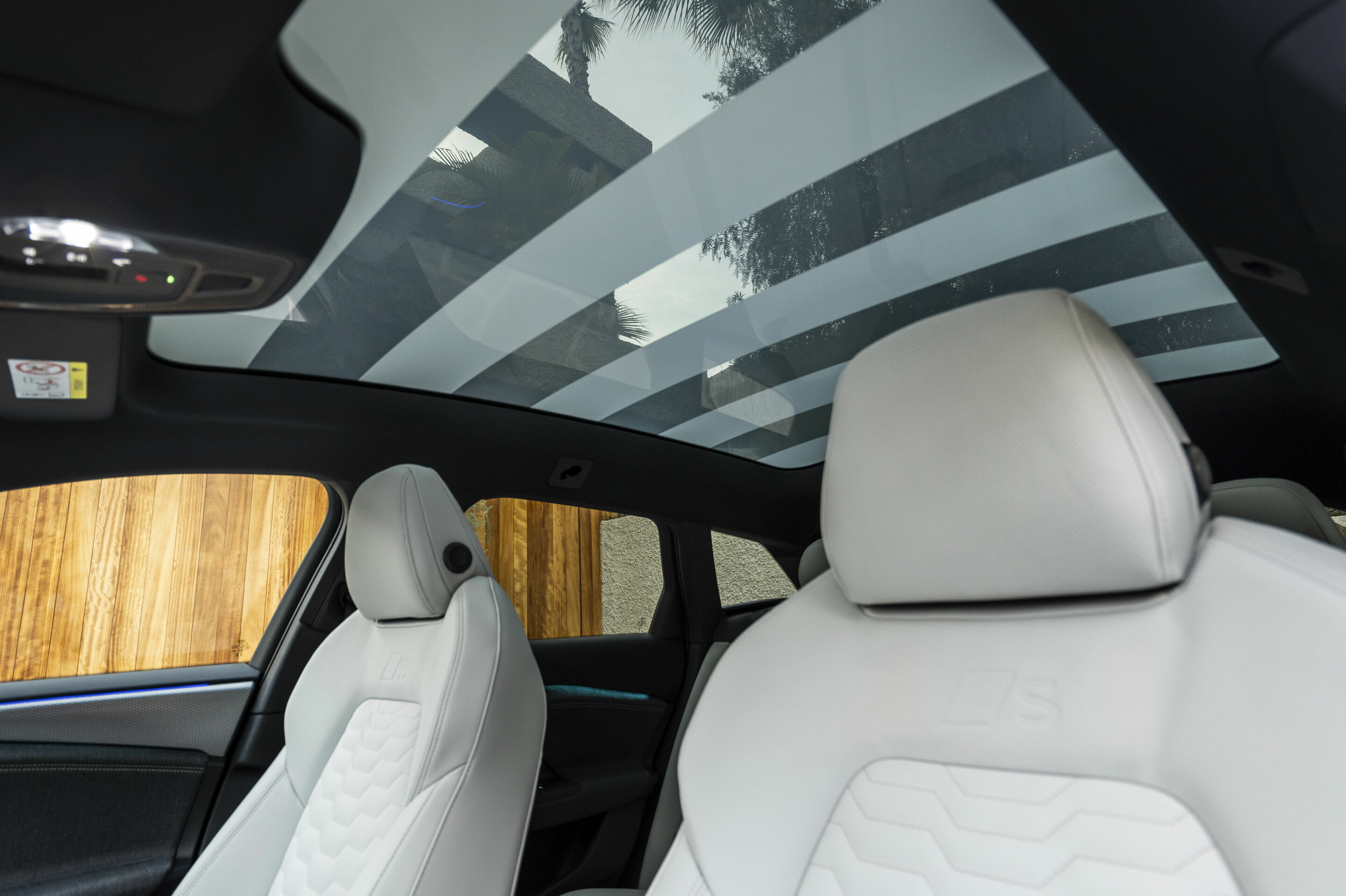 Audi A6 Avant e-tron - Panoramaglasdach