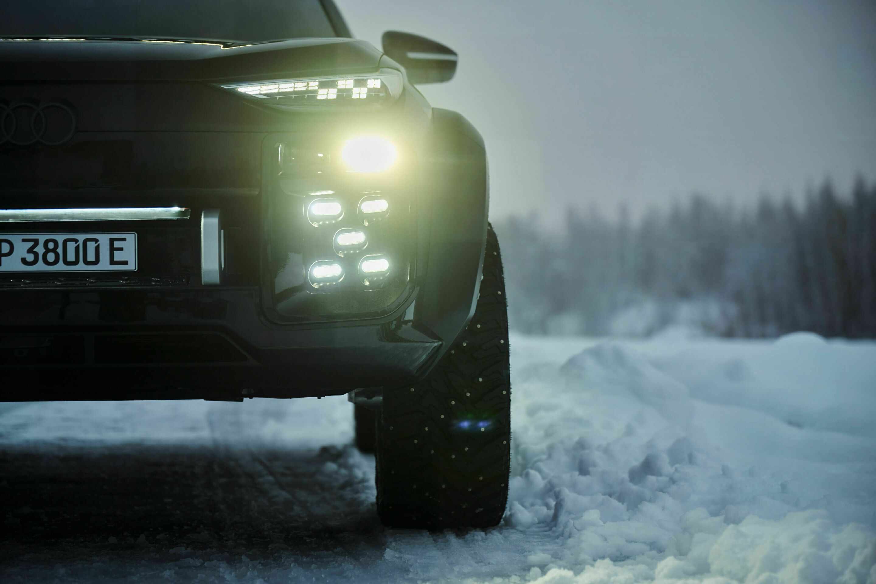 Q6 e-tron offroad concept - Standaufnahme,
Mythosschwarz Metallic, spezielle Folierung