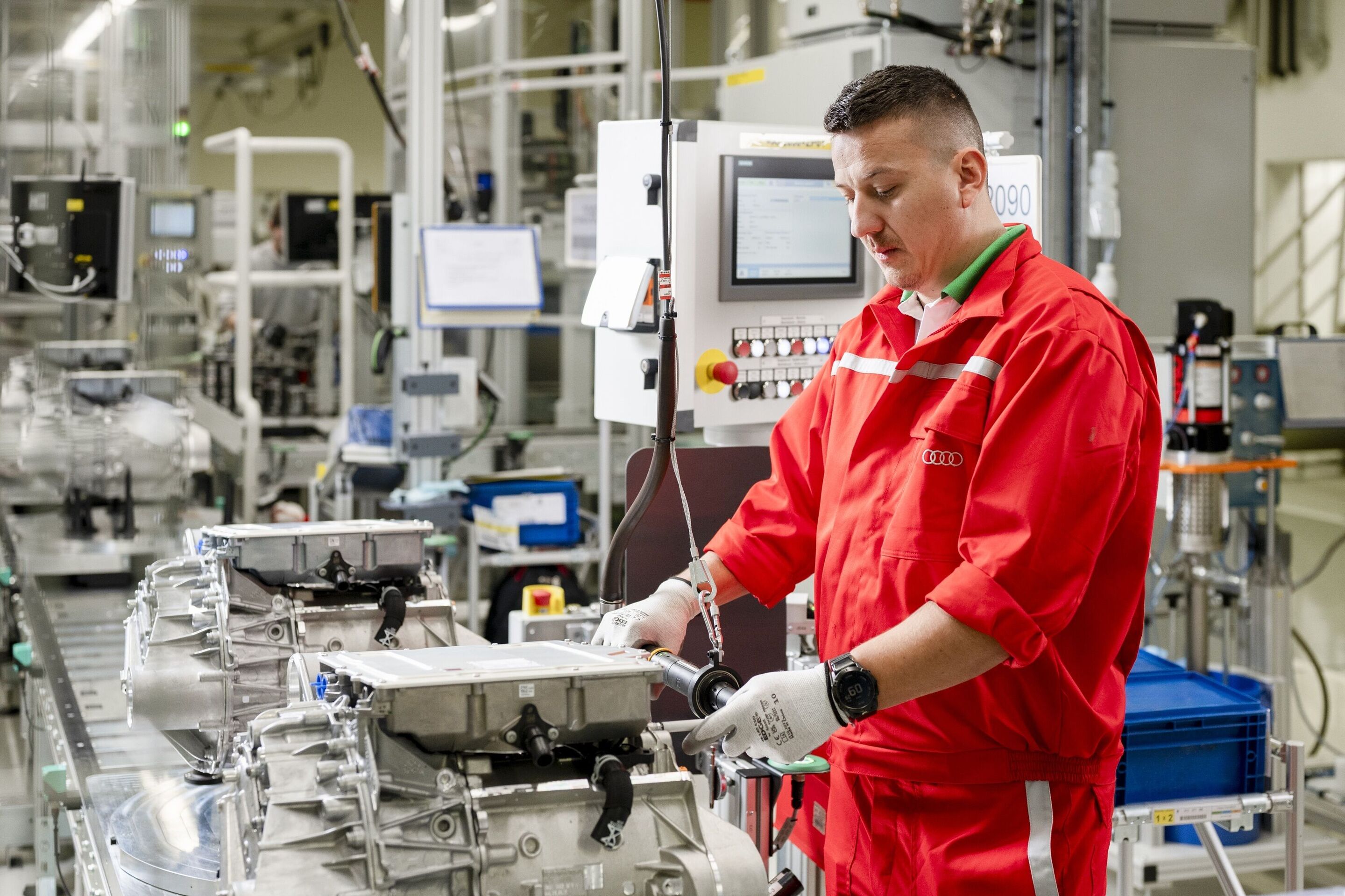 AUDI HUNGARIA Zrt. - Das Jahr 2024 der Audi Hungaria: stabile Produktionszahlen, Umsatz weiterhin auf sehr hohem Niveau