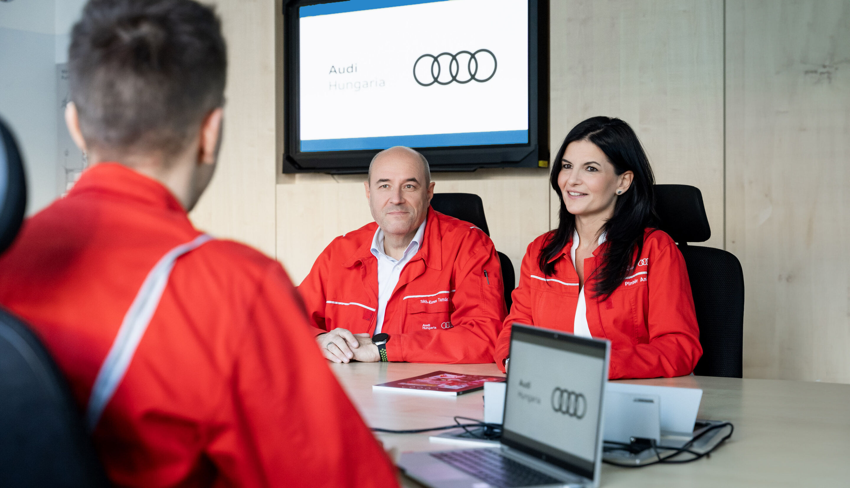 AUDI HUNGARIA Zrt. - Das Jahr 2024 der Audi Hungaria: stabile Produktionszahlen, Umsatz weiterhin auf sehr hohem Niveau